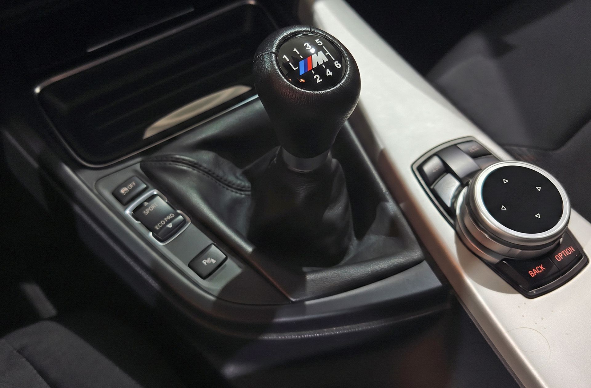BMW Serie 3 318d - foto 5