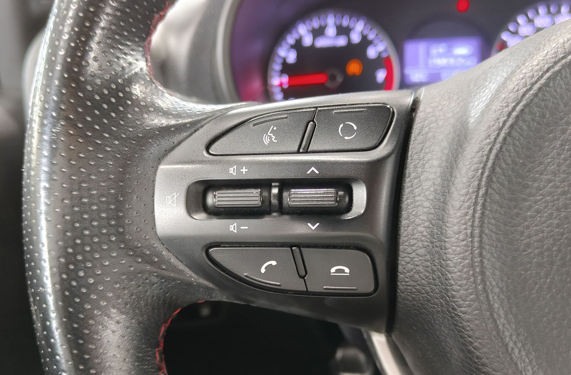 Kia Picanto 1.0 T-GDi GT Line - foto 23