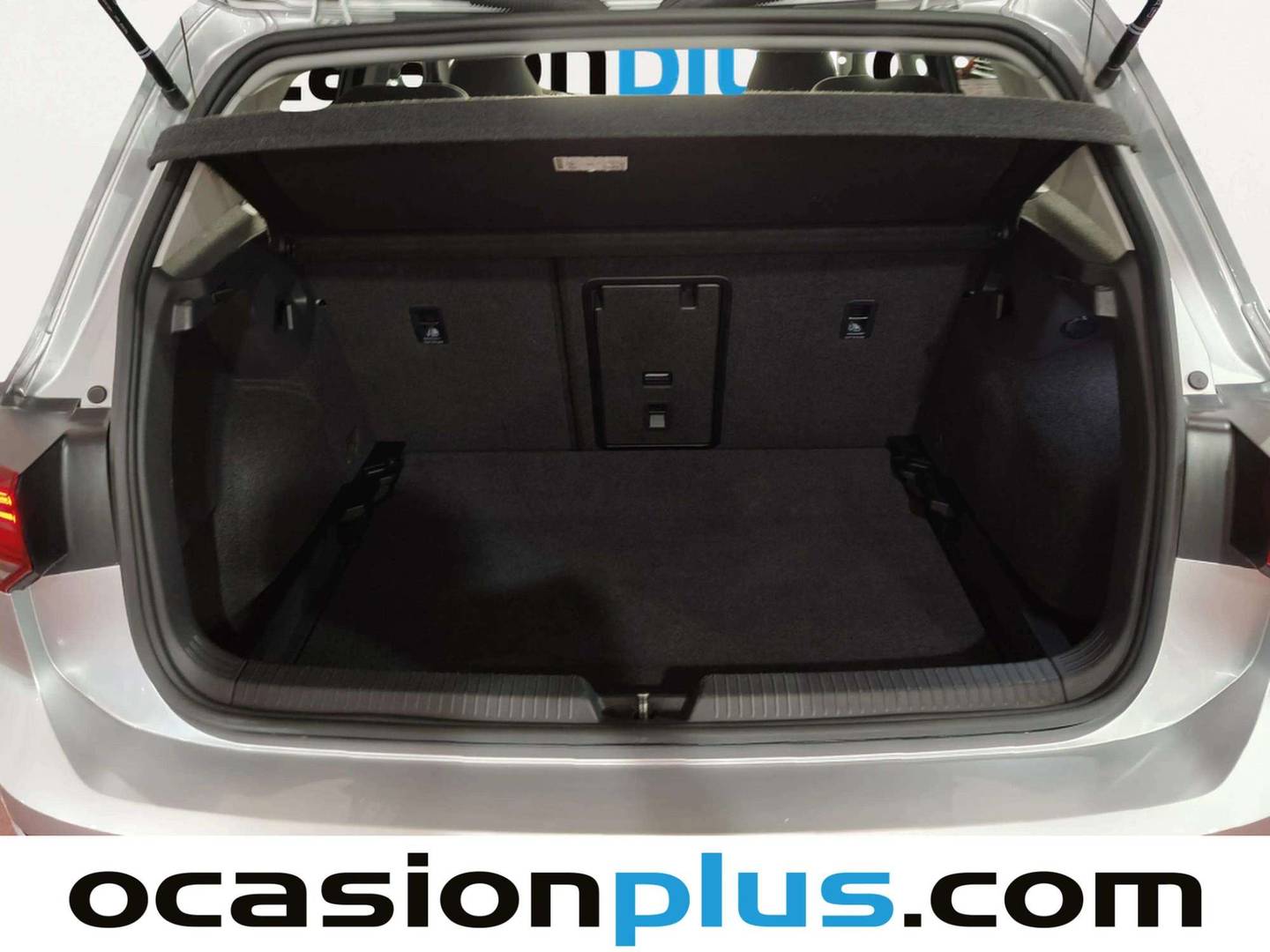 Fotos maletero Volkswagen Golf Volkswagen Golf Life 1.0 eTSI (110 CV) DSG