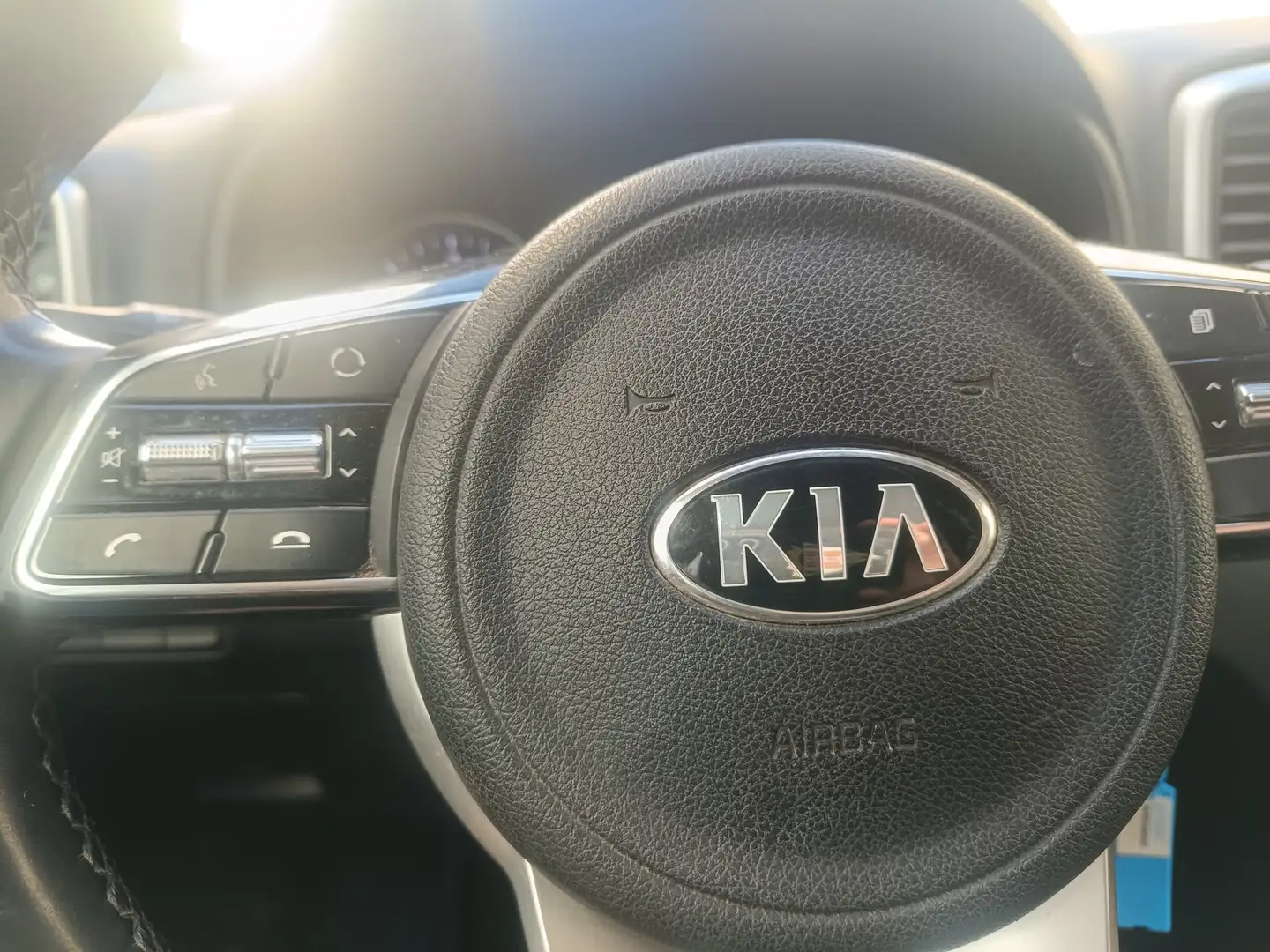 Foto KIA Sportage Kia Sportage 1.6 MHEV Concept 4x2 (115 CV)