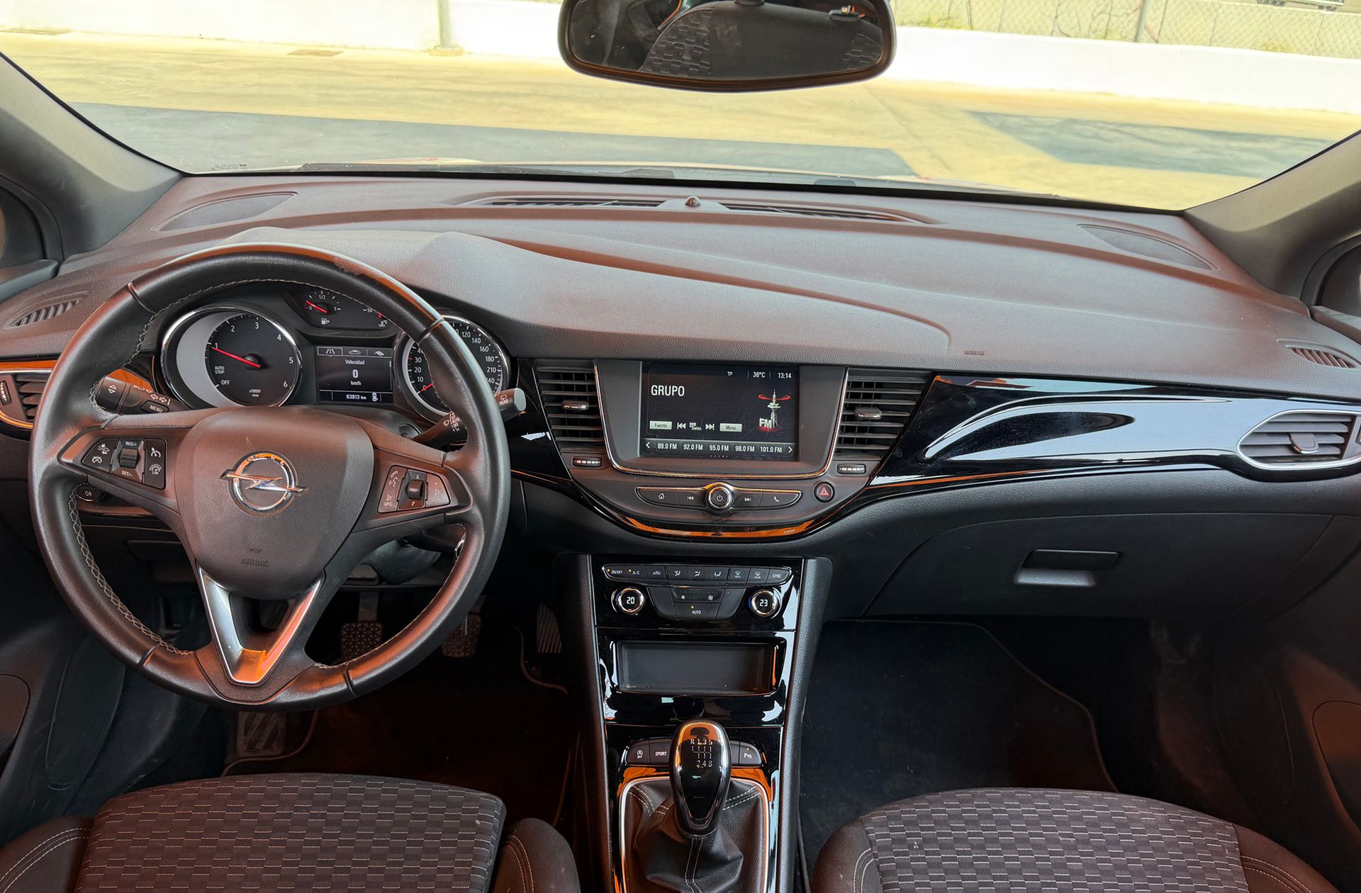 Opel Astra 1.6 CDTI Dynamic - foto 6
