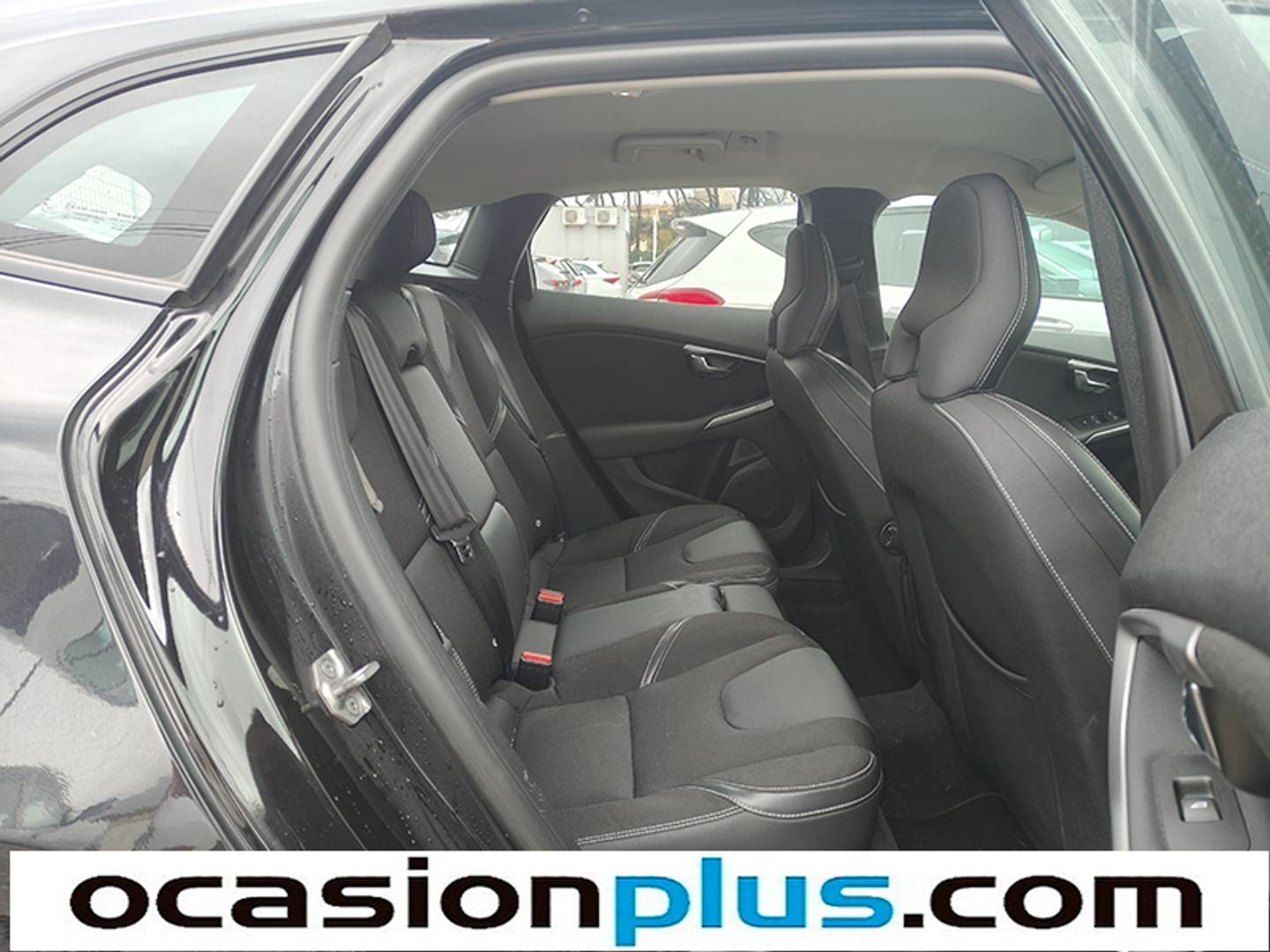 Foto Volvo V40 Volvo V40 D2 Momentum (120 CV)