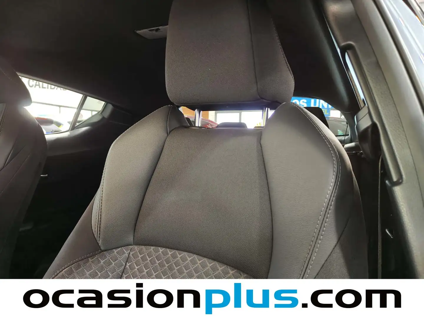 Foto Toyota C-HR Toyota C-HR 180H Advance (184 CV)