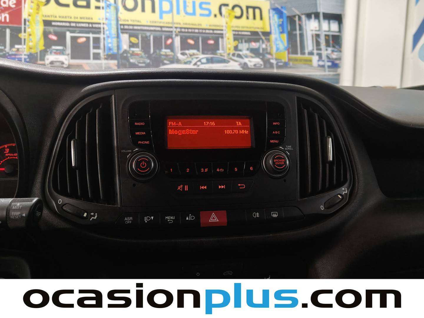 Vista trasera derecha