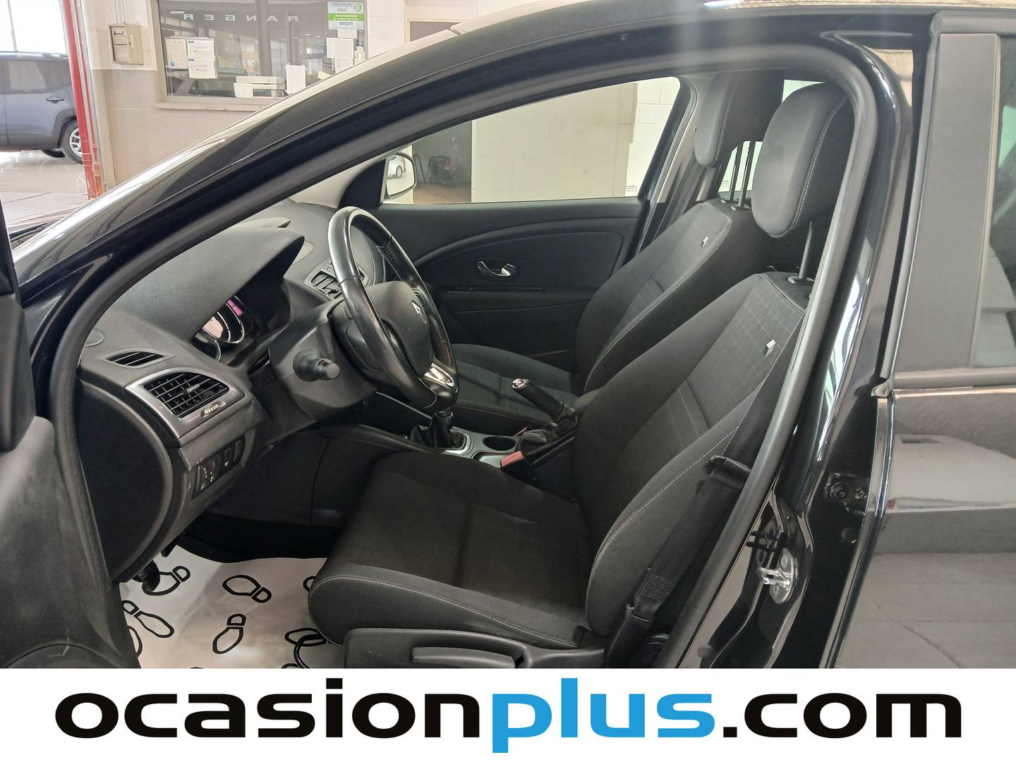 Foto asientos delanteros Renault Mégane Renault Megane Limited dCi (95 CV)