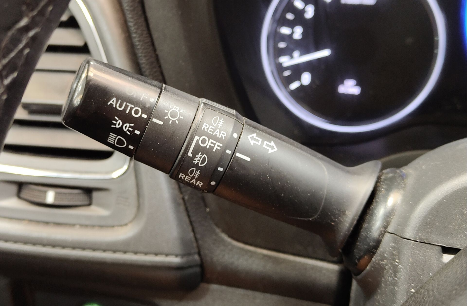 Honda HR-V 1.6 i-DTEC Executive - foto 31