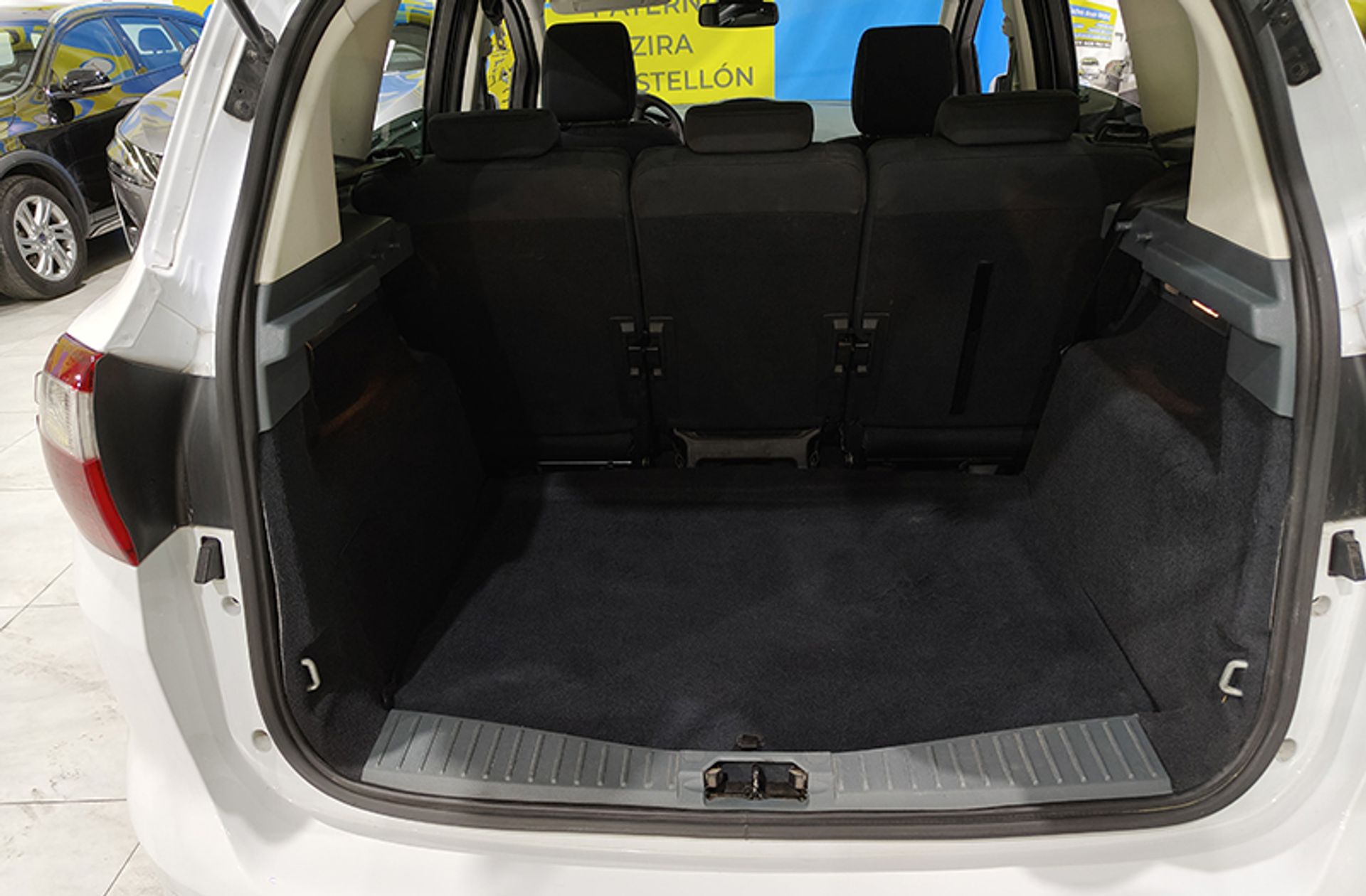 Ford C-Max 1.0 EcoBoost Titanium - foto 16