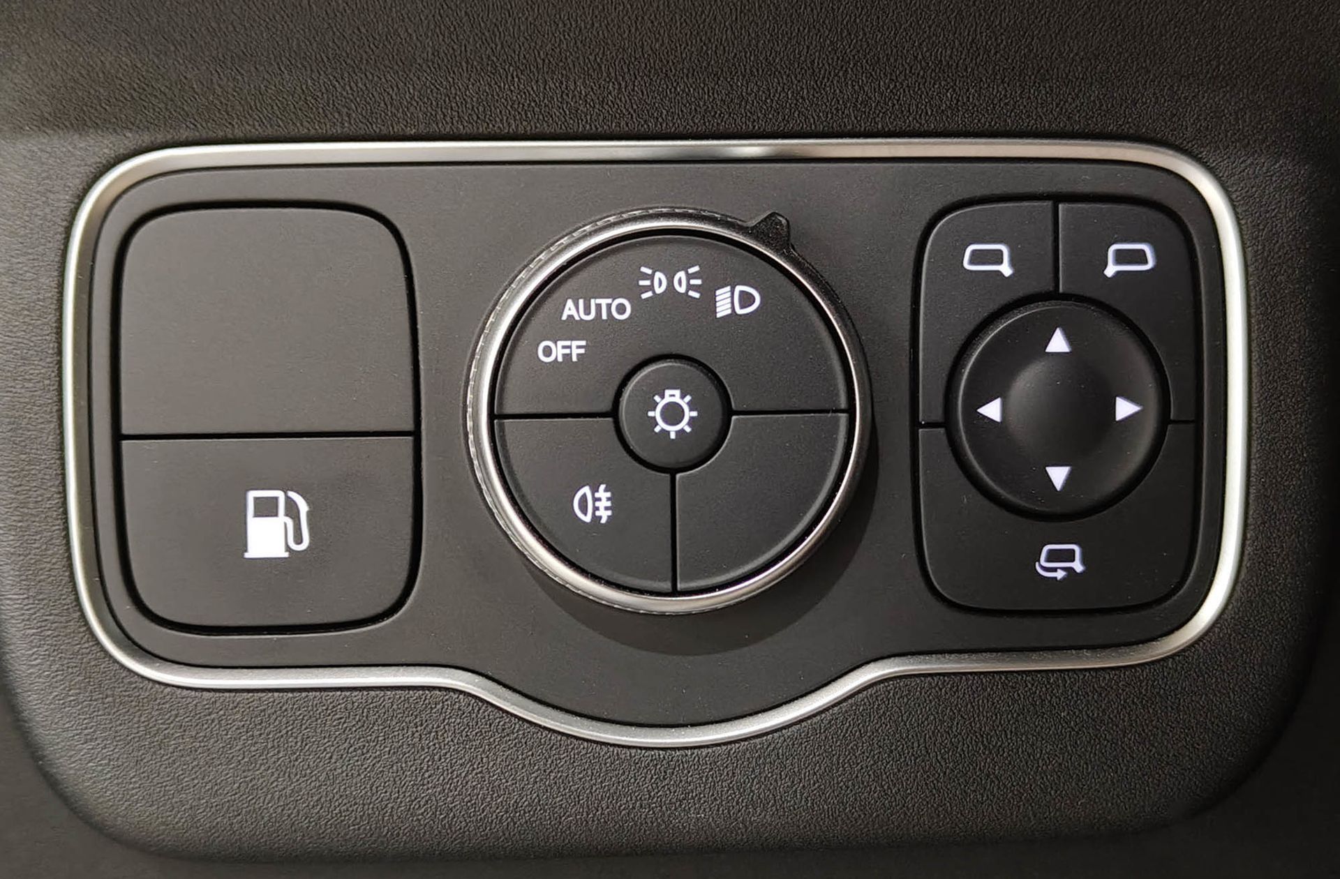 Omoda 9 1.5 T-GDi SHS Premium AWD 4x4 - foto 40