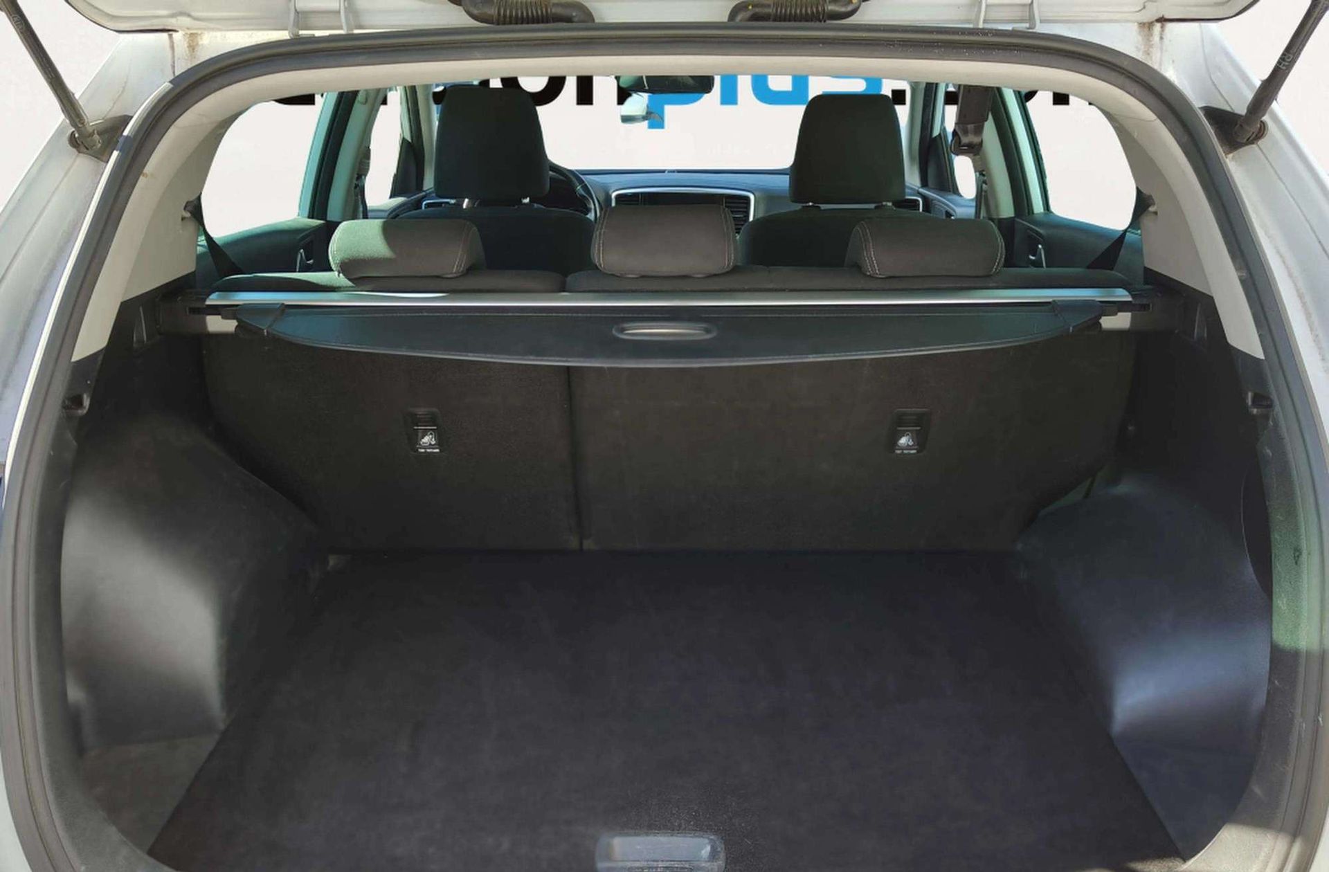 Kia Sportage 1.6 MHEV Black Edition - foto 18