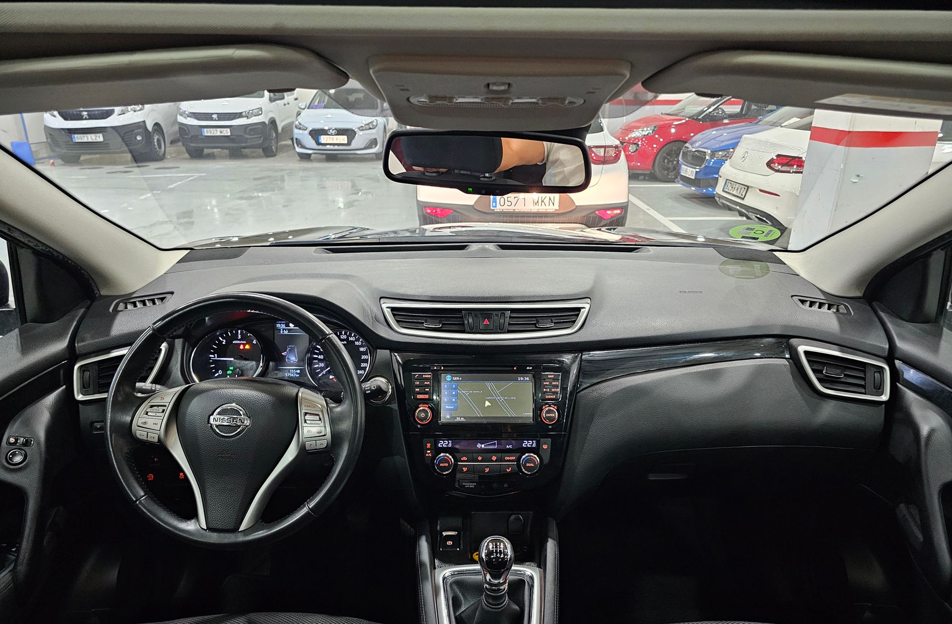 Nissan Qashqai 1.6 dCi N-Connecta 4x2 - foto 6