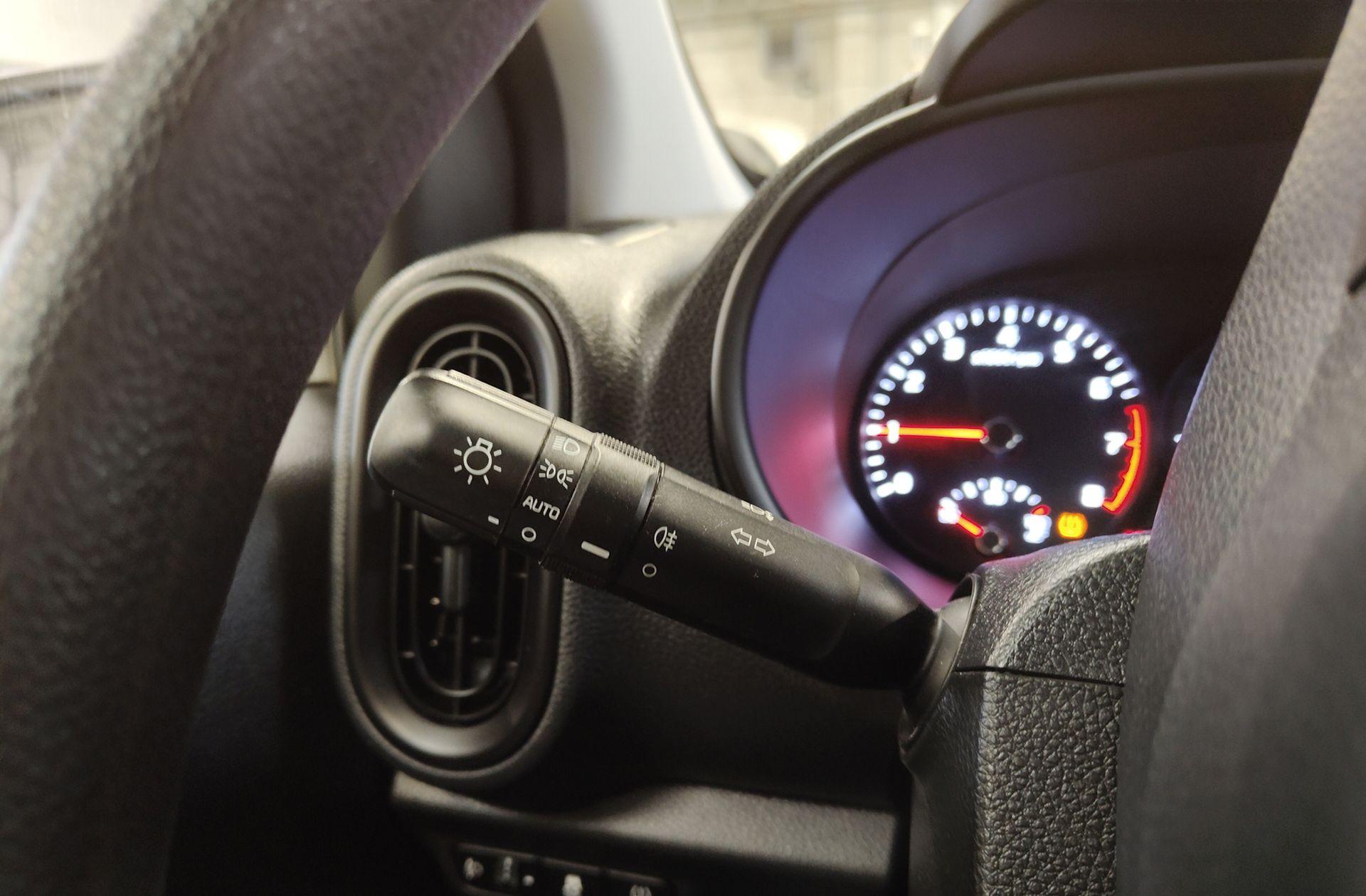 Kia Picanto 1.0 DPi Concept - foto 19