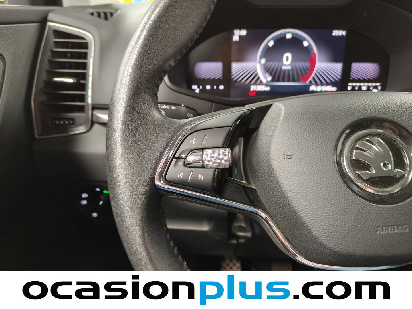 Foto Skoda Karoq Skoda Karoq 2.0 TDI Selection  (115 CV)