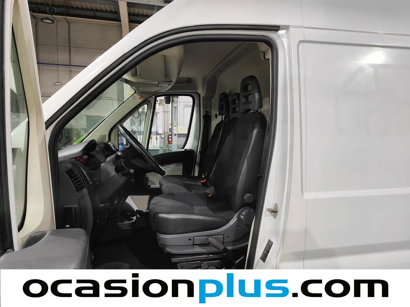 Foto Peugeot Boxer Peugeot Boxer Furgon BlueHDi 130 Pack 333 L2H2 (130 CV)