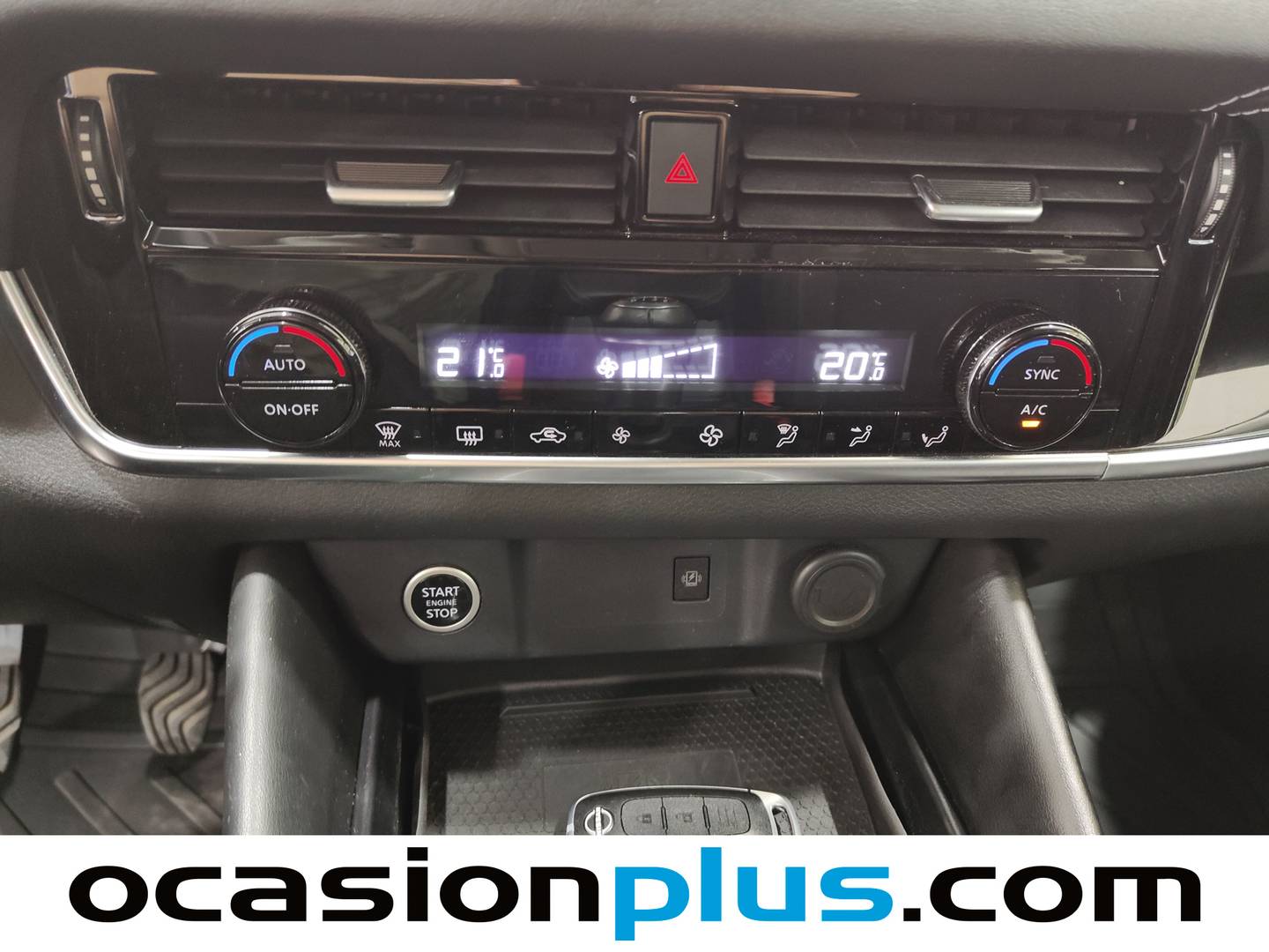 Accesorios del Nissan QASHQAI Nissan Qashqai DIG-T 140 N-Connecta (140 CV)