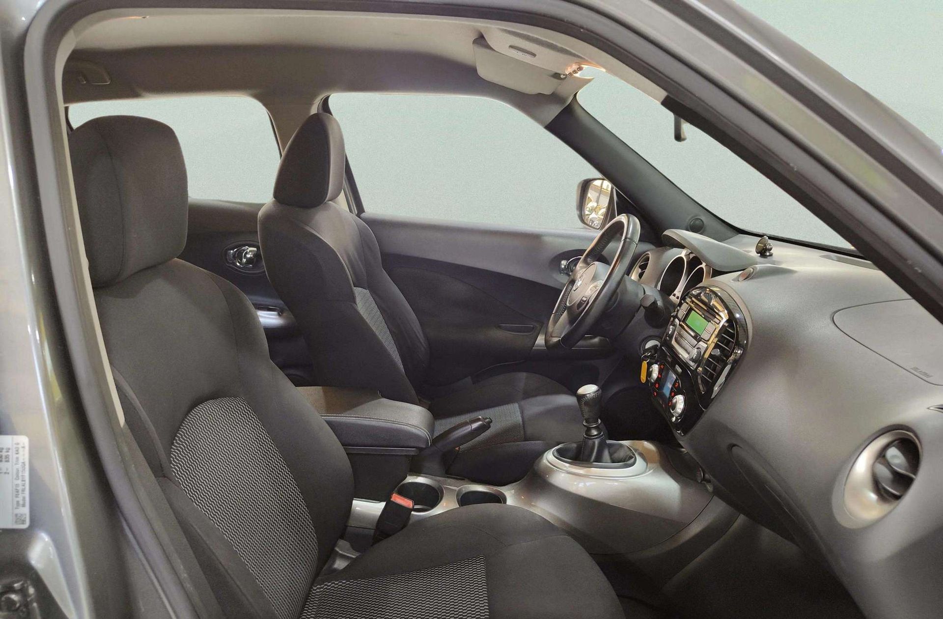 Nissan Juke 1.2 DIG-T Acenta 4x2 - foto 17