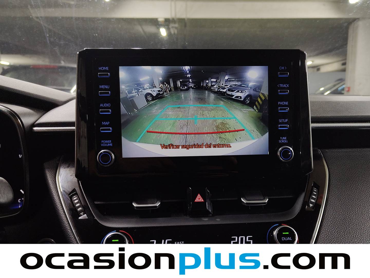 Equipamiento del Toyota Corolla Toyota Corolla 180H FEEL! E-CVT (180 CV)