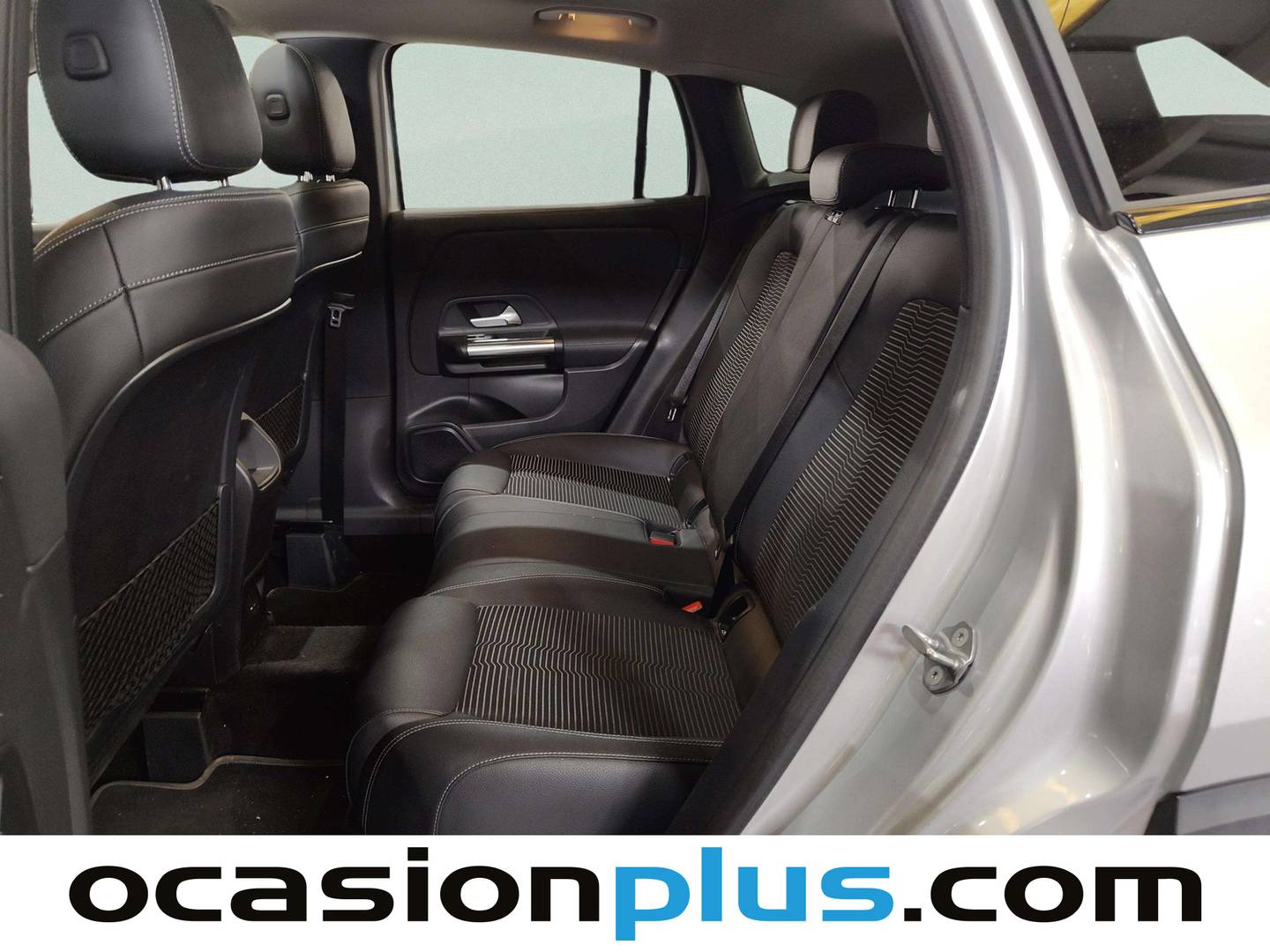 Foto asientos traseros Mercedes GLA Mercedes GLA 200 (163 CV)