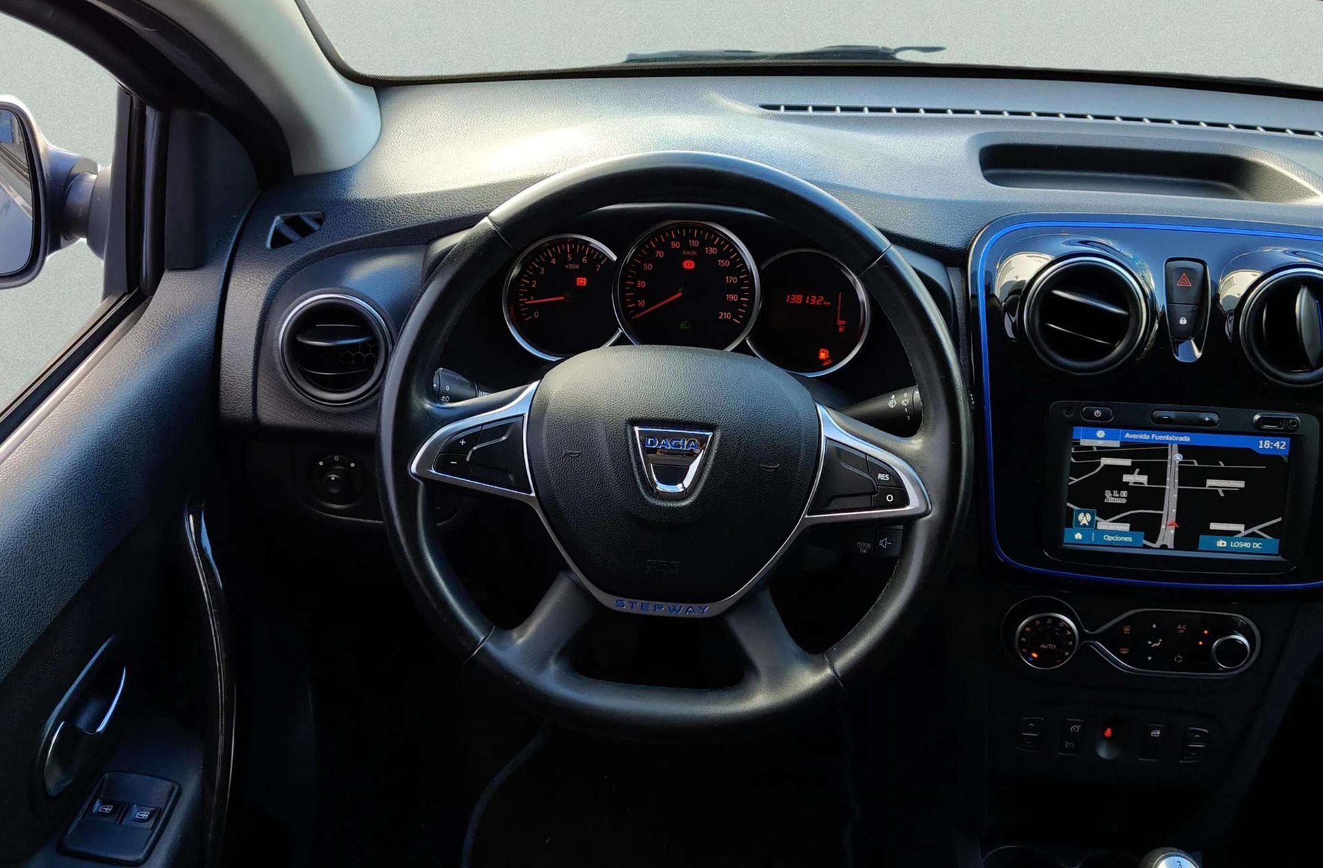 Dacia Sandero SL Aniversario TCe GLP - foto 22