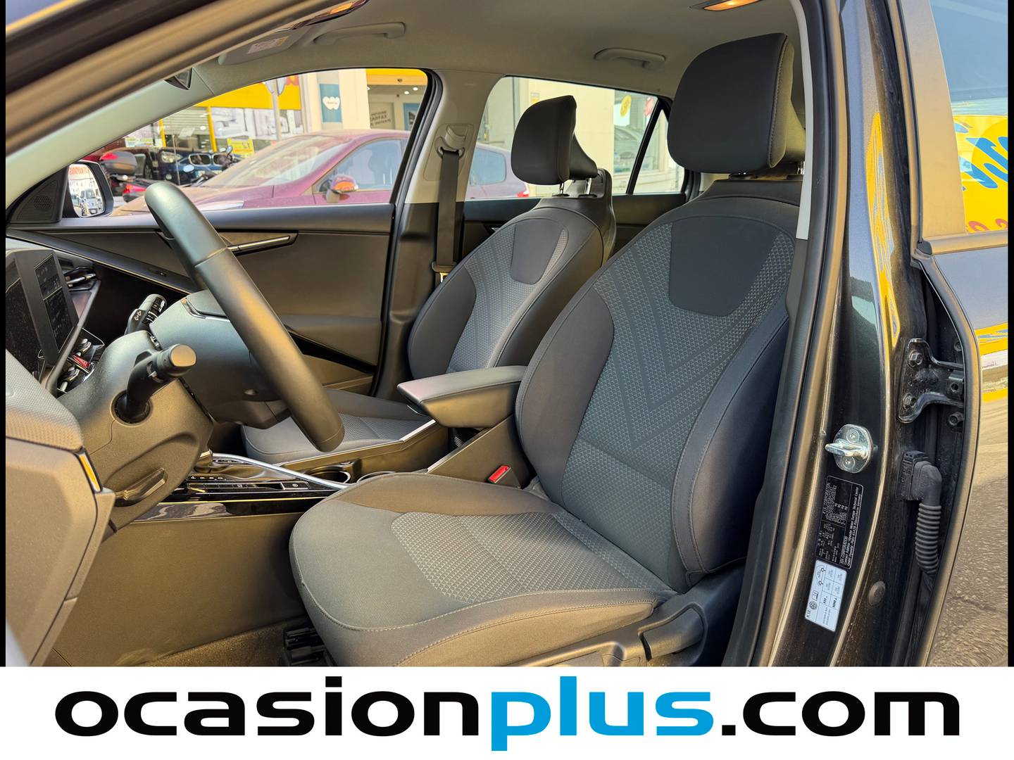 Foto asientos delanteros KIA Niro KIA Niro 1.6 GDi HEV Concept (141 CV)