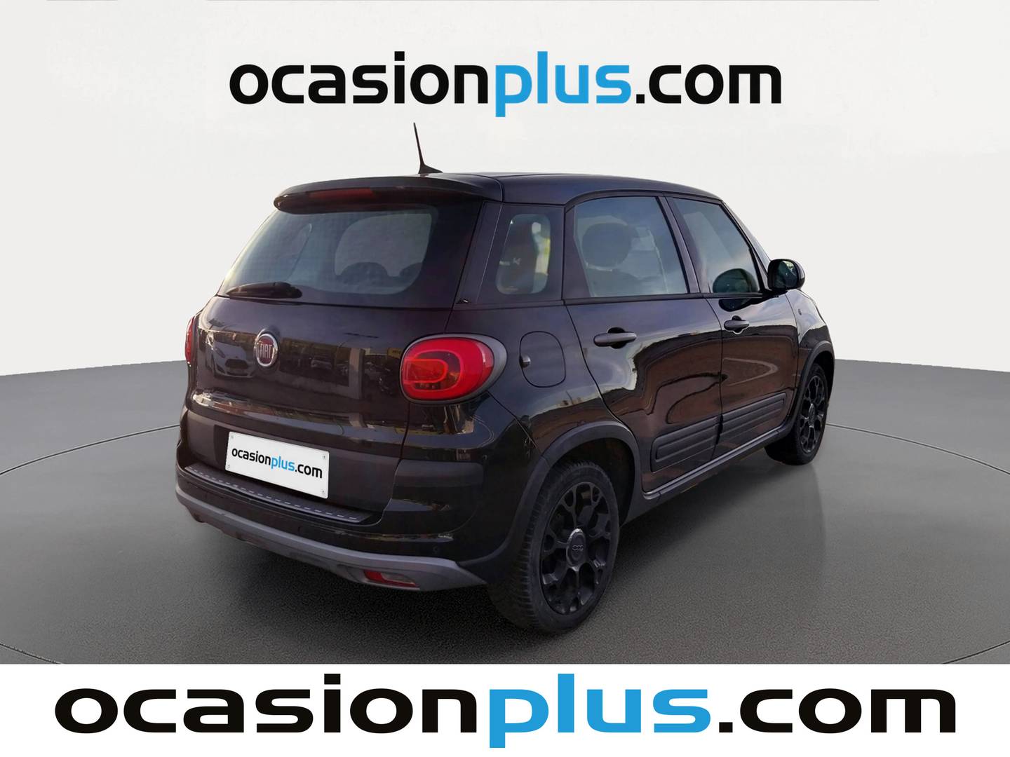Foto trasera Fiat 500L Fiat 500L 1.4 16v Cross (95 CV) derecha