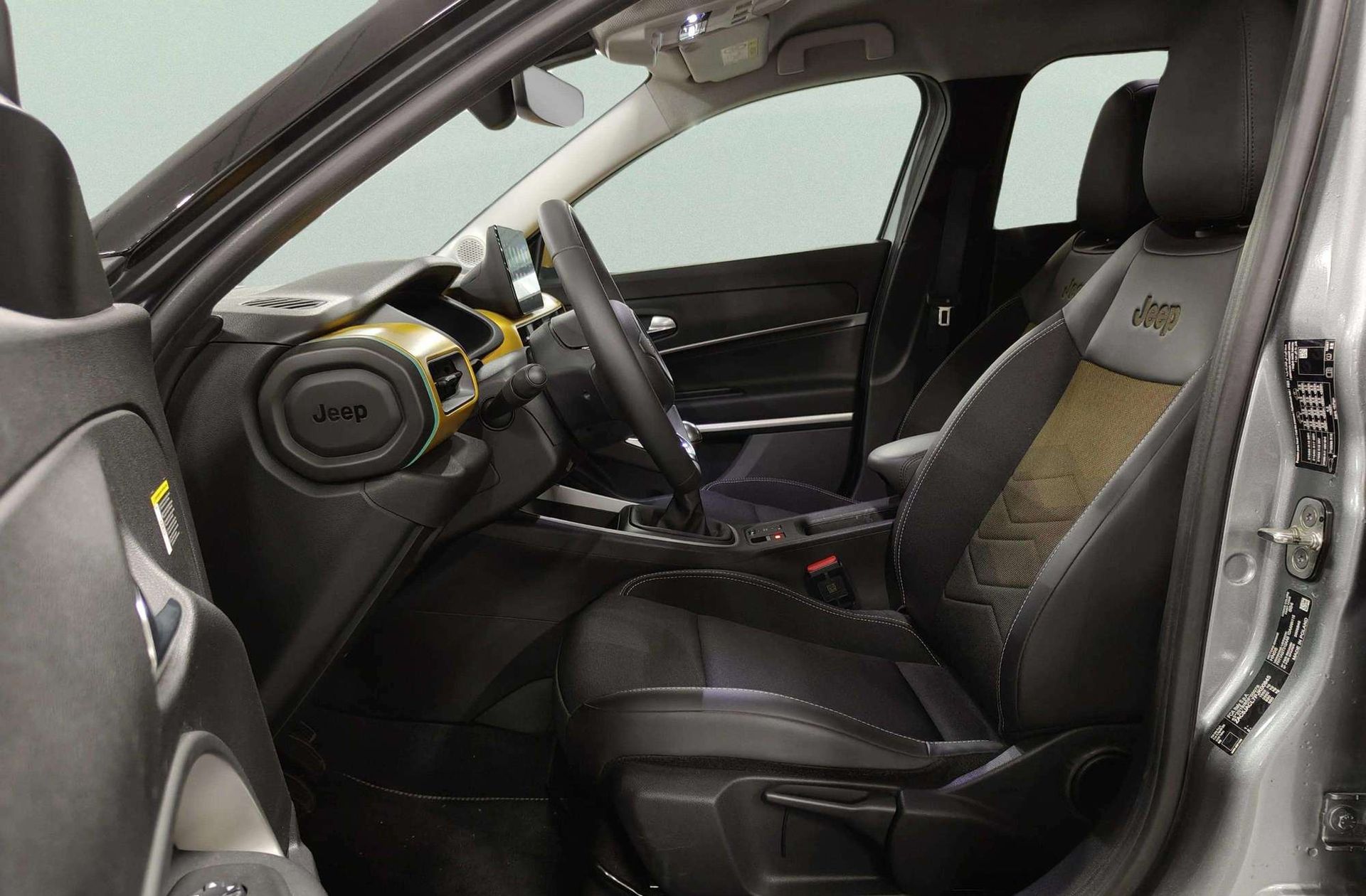 Jeep Avenger 1.2 G 1st Edition - foto 12