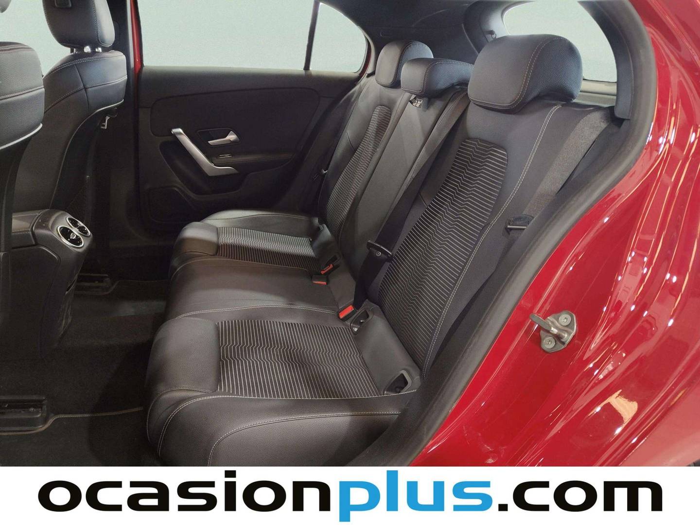 Foto asientos traseros Mercedes Clase A Mercedes-Benz Clase A Clase A 180 d (116 CV)