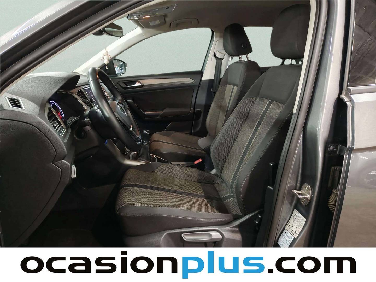 Foto asientos delanteros Volkswagen T-Roc Volkswagen T-Roc Advance R-Line 1.0 TSI (110 CV) R-Line 1.0 TSI 81 kW (110 CV)