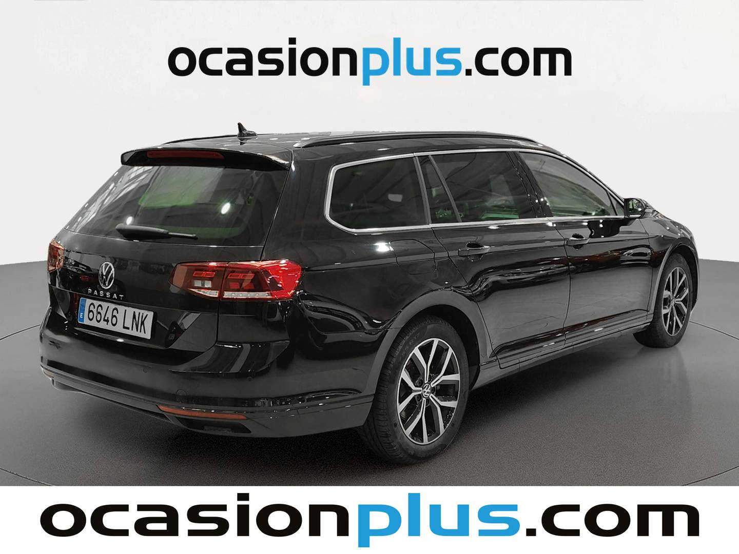 Foto trasera Volkswagen Passat Volkswagen Passat Variant Executive 1.5 TSI (150 CV) DSG derecha