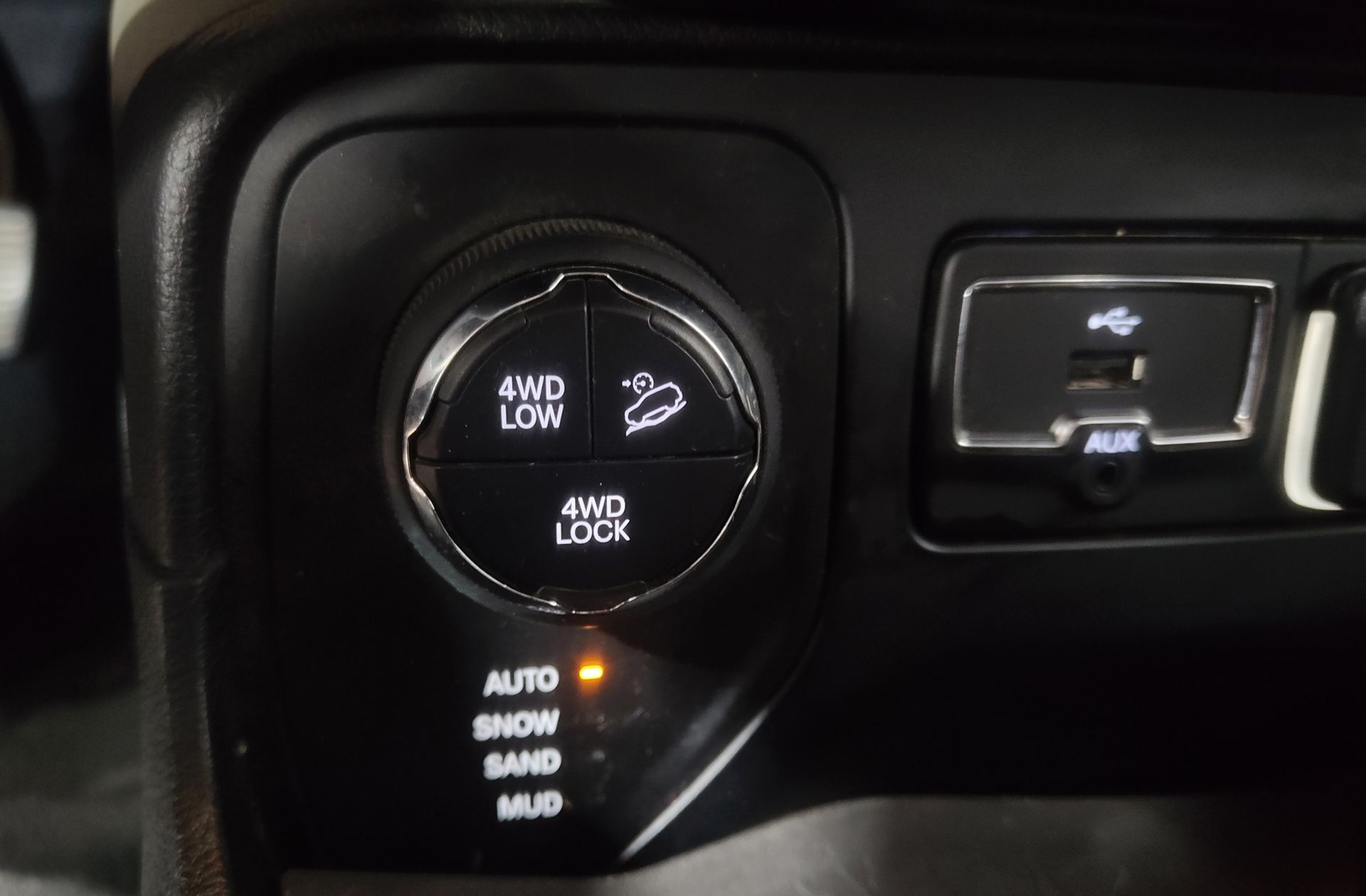 Jeep Renegade 2.0 MultiJet Limited 4x4 AD Low - foto 9