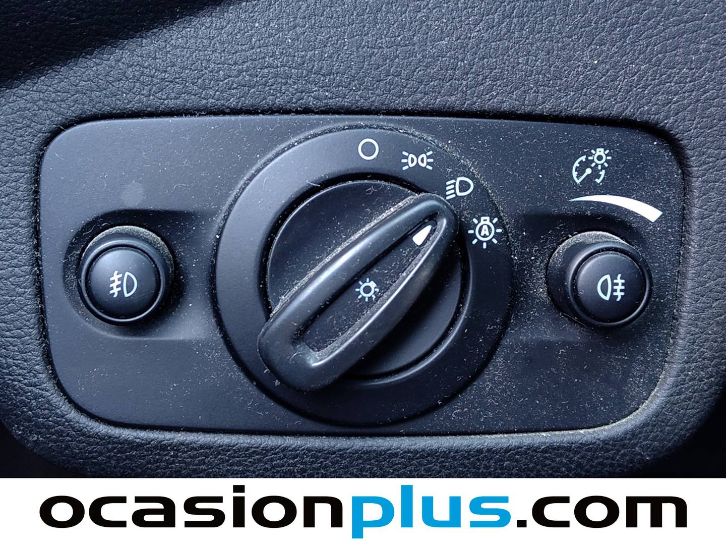 Acabados Ford Kuga Ford Kuga 1.5 TDCI S&S ST-Line 4x2 (120 CV)