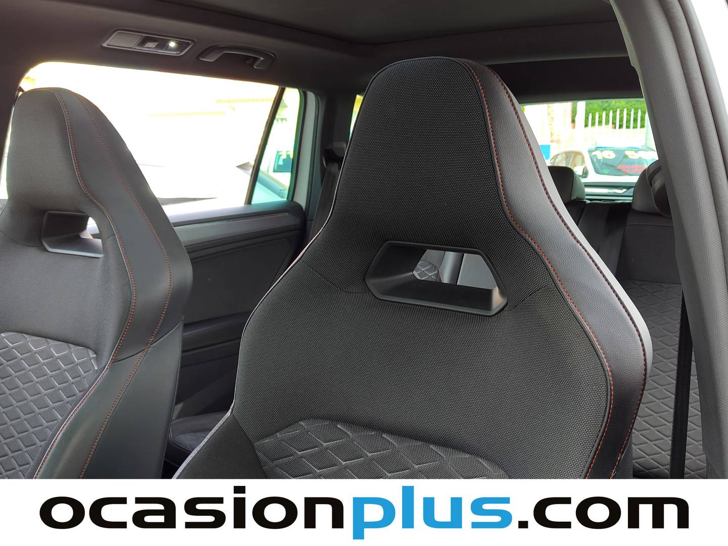 Equipamiento del Seat Tarraco Seat Tarraco 2.0 TDI S&S FR DSG (150 CV)