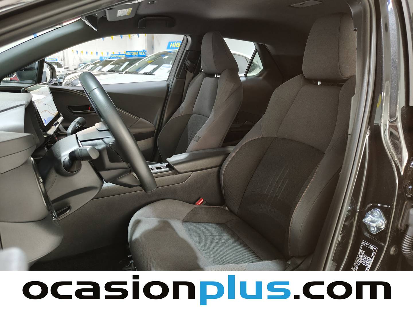 Foto asientos delanteros Toyota C-HR Toyota C-HR 140H Advance (140 CV)