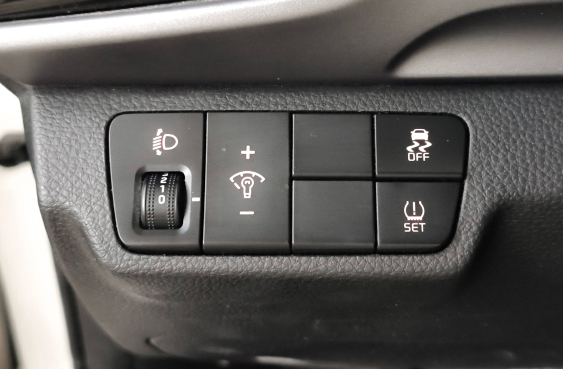 Kia Stonic 1.0 T-GDi Drive - foto 24