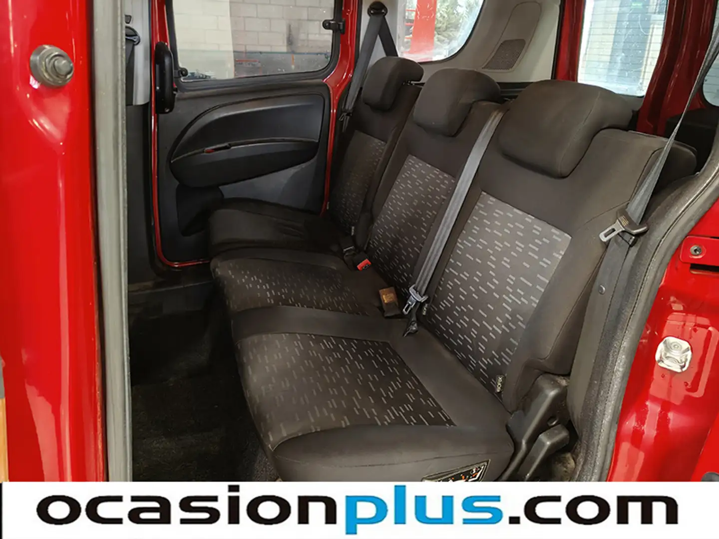 Foto Opel Combo Opel Combo Tour 1.3 CDTI Expression L1 H1 (90 CV)