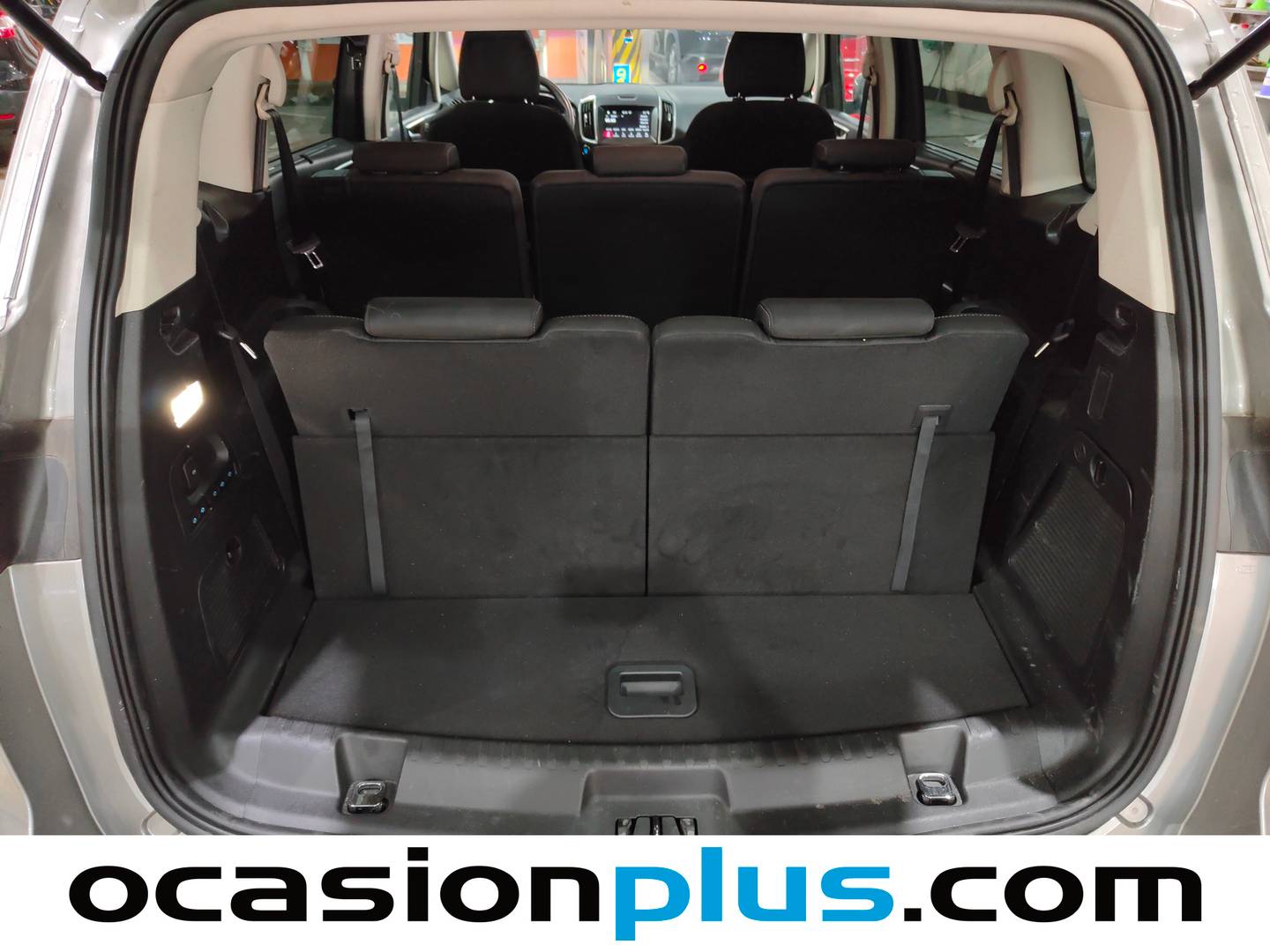 Foto Ford S-MAX Ford S-Max 2.0 TDCI Titanium  (150 CV) 7 PLAZAS