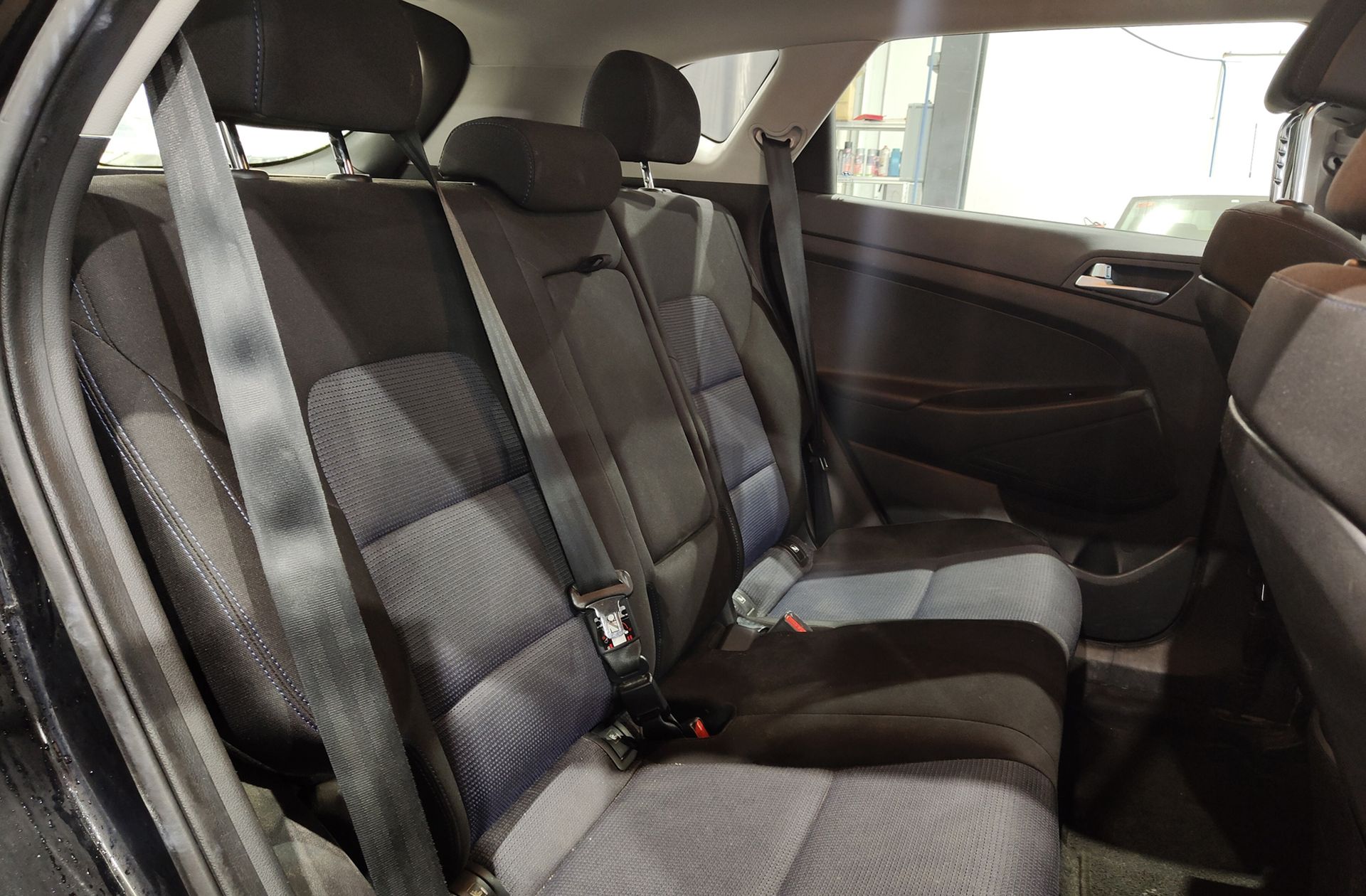 Hyundai Tucson 1.6 GDI BlueDrive Klass 4x2 - foto 14