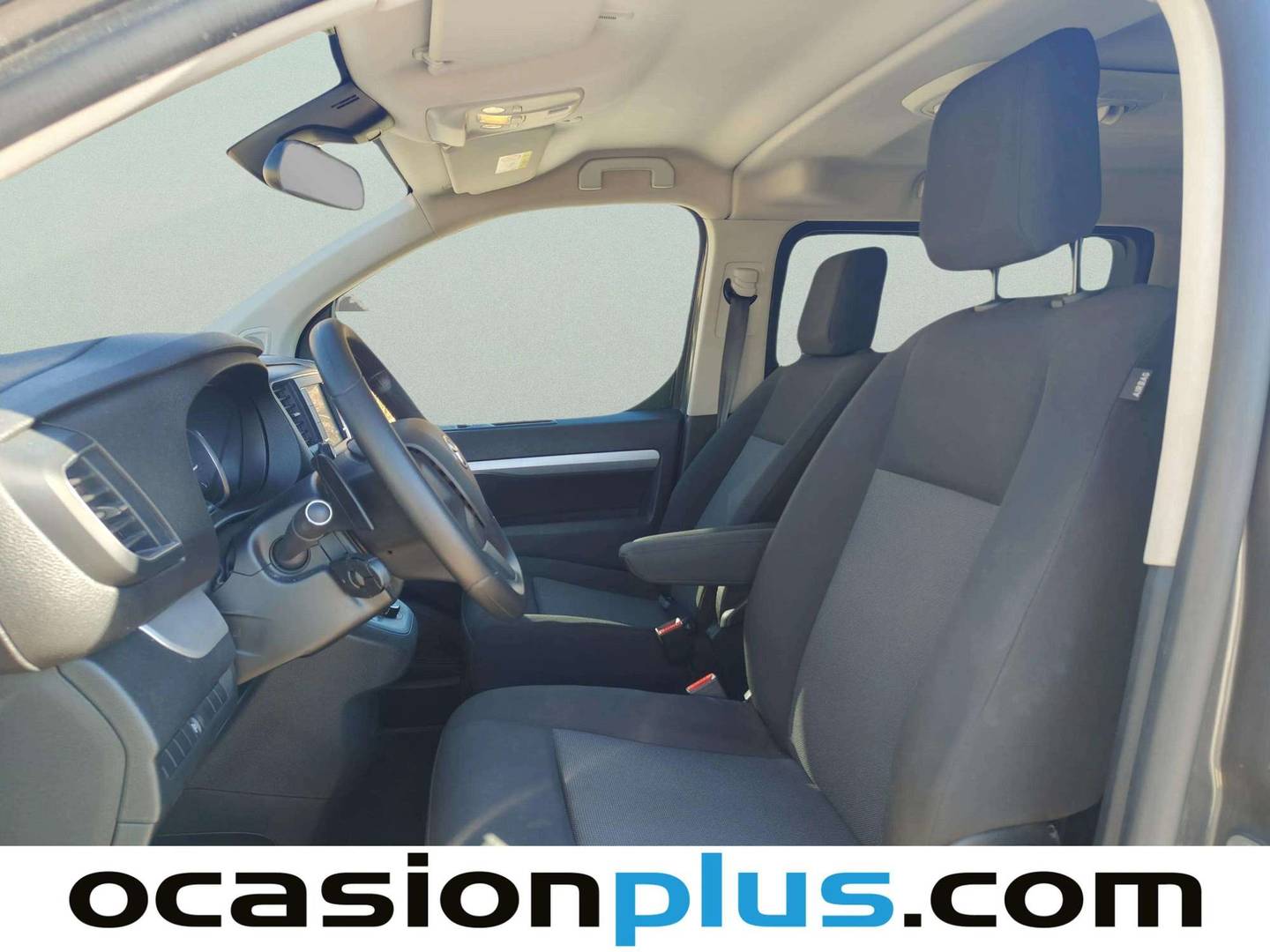 Foto Toyota Proace Verso Toyota Proace Verso 2.0D VX Plus Shuttle L1 (145 CV) 8 Plazas