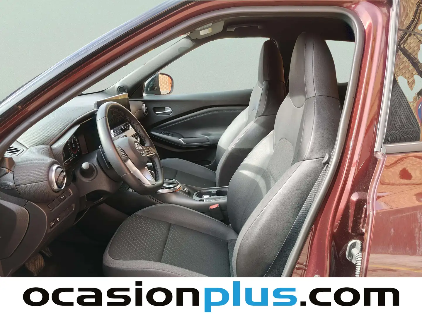 Foto Nissan JUKE Nissan Juke DIG-T N-Connecta 4x2 DCT (114 CV)