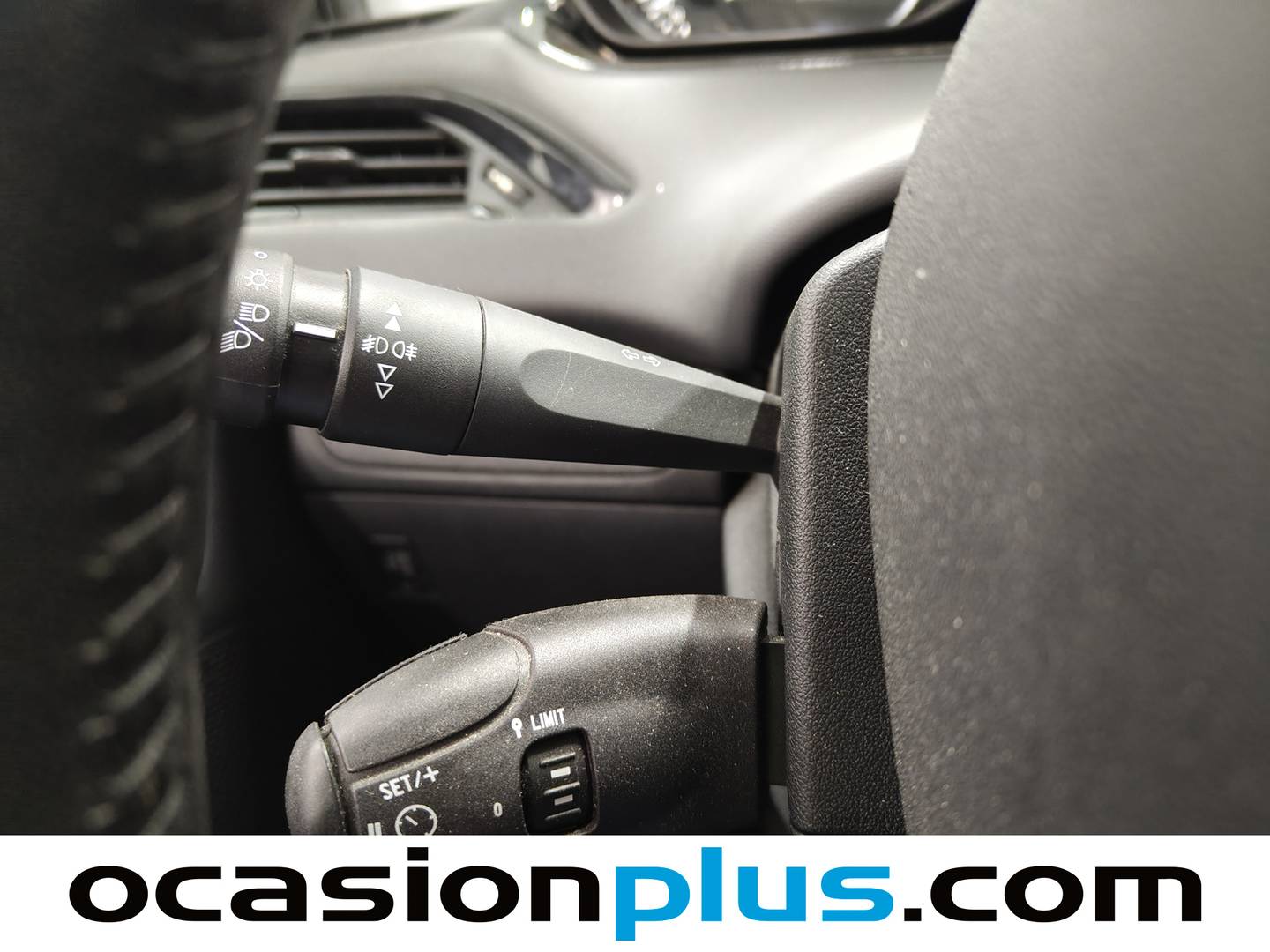 Peugeot 208 Peugeot 208 PureTech 82 S&S Active (82 CV) 2015