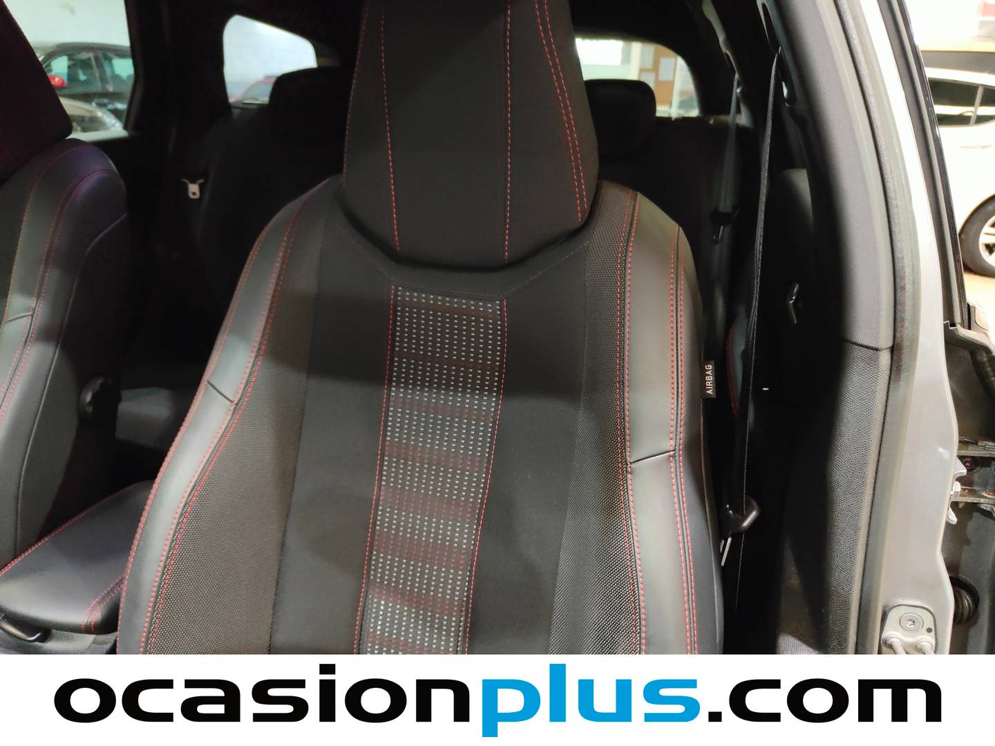 Equipamiento del Peugeot 308 Peugeot 308 SW 1.2 PureTech S&S GT Line EAT6 (130 CV)