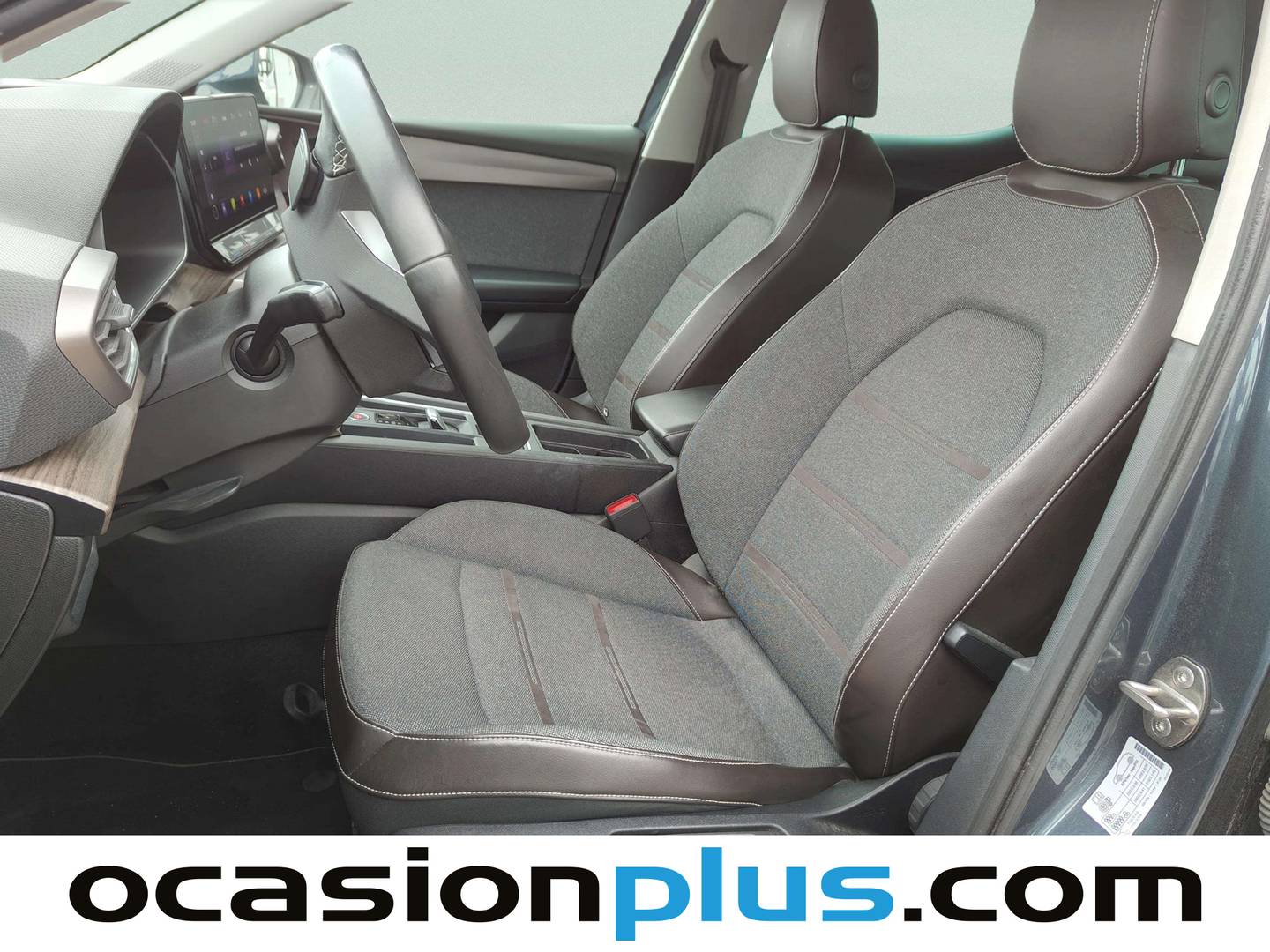 Foto asientos delanteros Seat León SEAT León 2.0 TDI S&S Xcellence Go L DSG (150 CV)