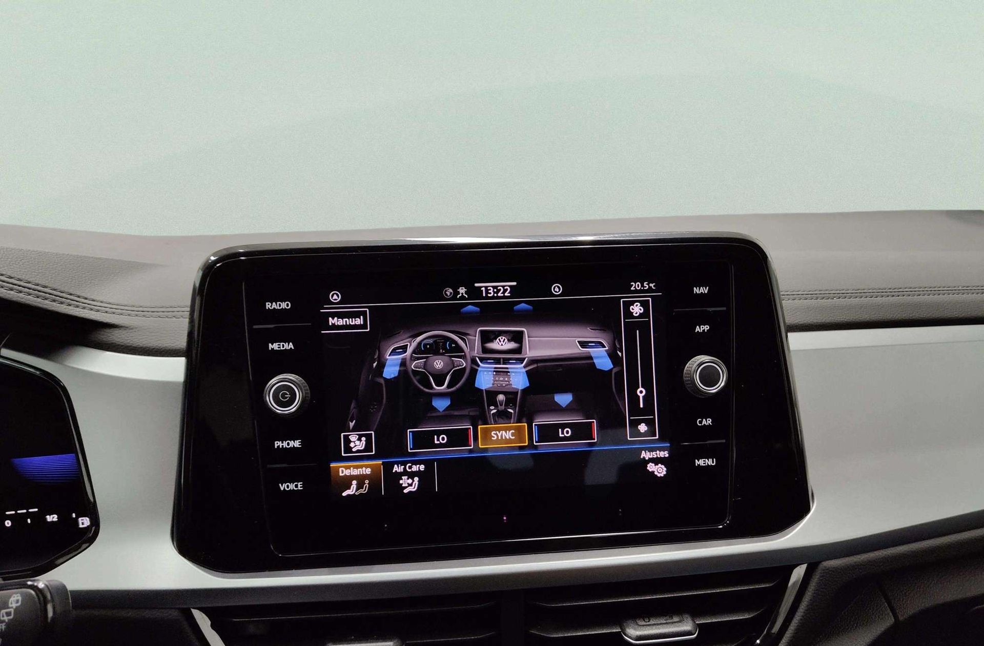 Volkswagen T-Roc Life 2.0 TDI - foto 32