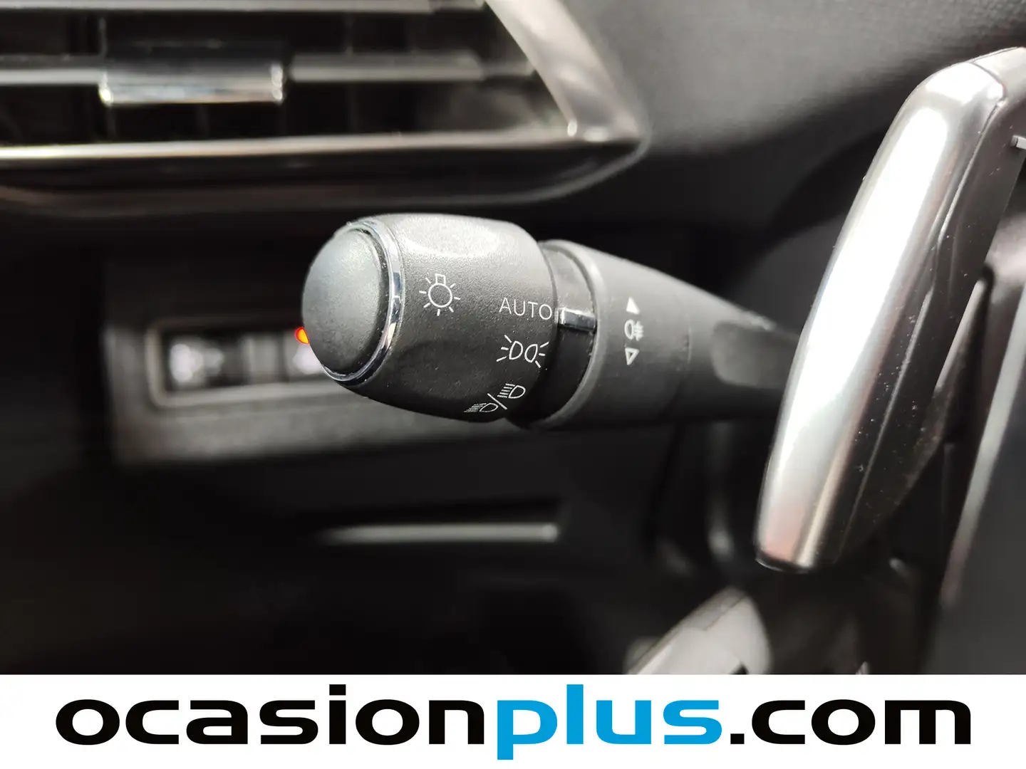 Foto Peugeot 5008 Peugeot 5008 PureTech 130 S&S Allure Pack EAT8 (130 CV) 7 plazas