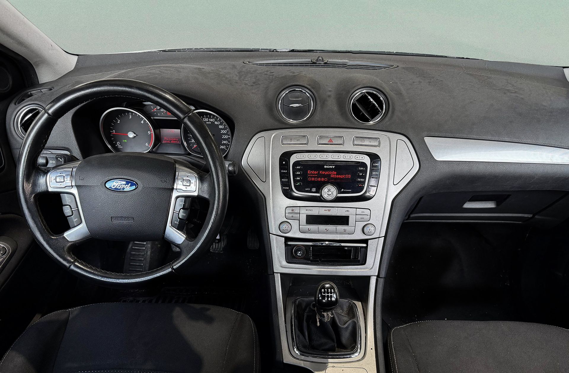 Ford Mondeo 1.8 TDCi Trend - foto 6