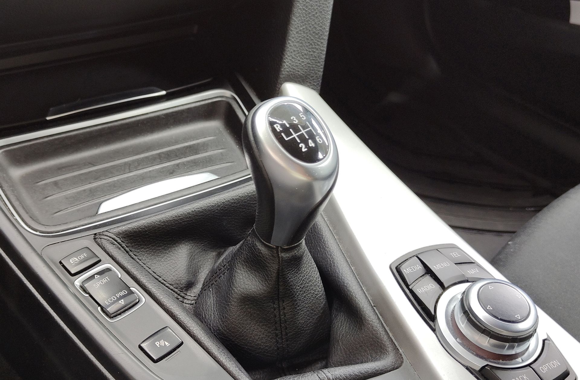 BMW Serie 3 318d - foto 5
