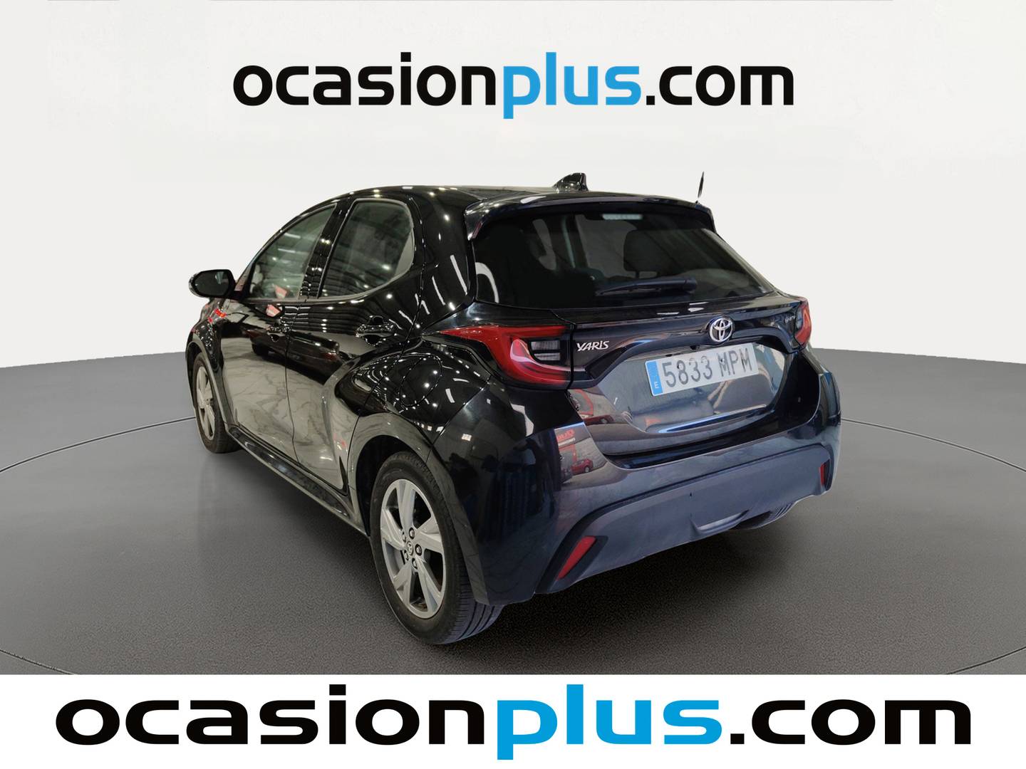 Foto trasera Toyota Yaris Toyota Yaris 120H Active Plus  (116 CV) izquierda