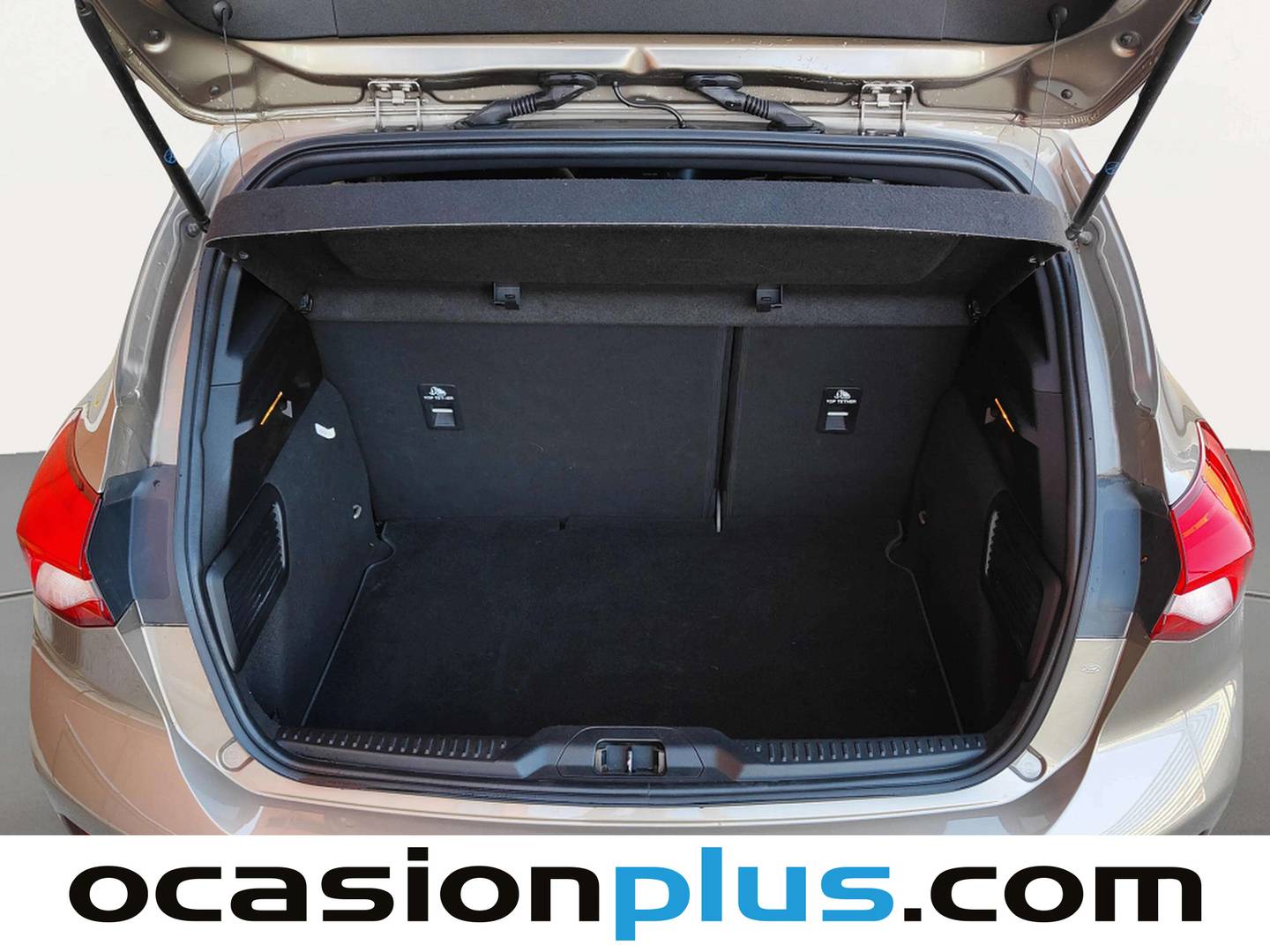 Fotos maletero Ford Focus Ford Focus 1.5 Ecoblue ST-Line Auto (120 CV)