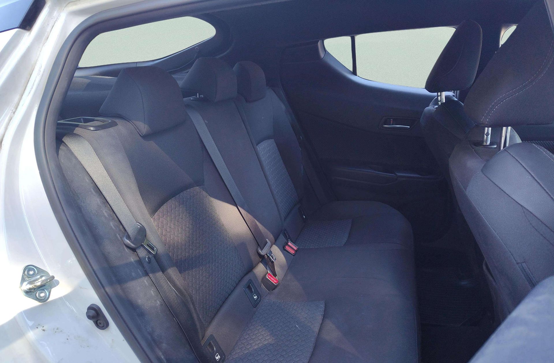 Toyota C-HR 1.8 125H Advance - foto 16