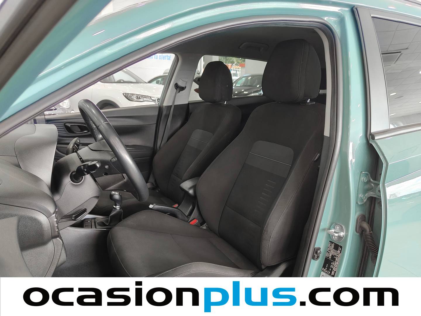 Foto asientos delanteros Hyundai Bayon Hyundai Bayon 1.2 MPI Maxx (79 CV)