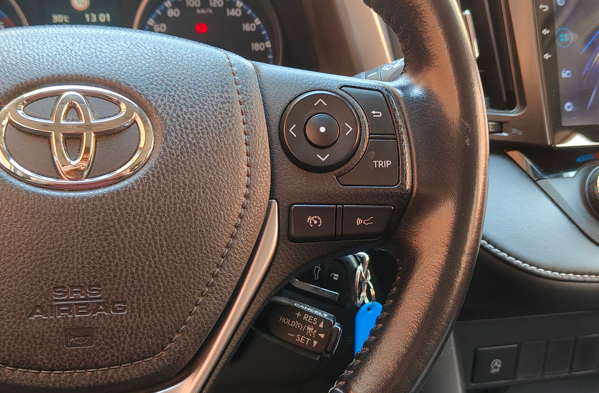 Toyota RAV4 150D 2WD Advance - foto 28